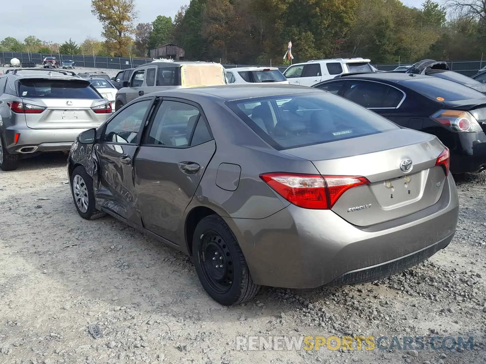 3 Photograph of a damaged car 2T1BURHE9KC239301 TOYOTA COROLLA 2019