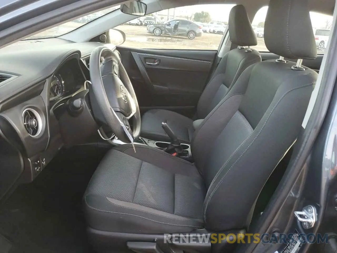 7 Photograph of a damaged car 2T1BURHE9KC244093 TOYOTA COROLLA 2019