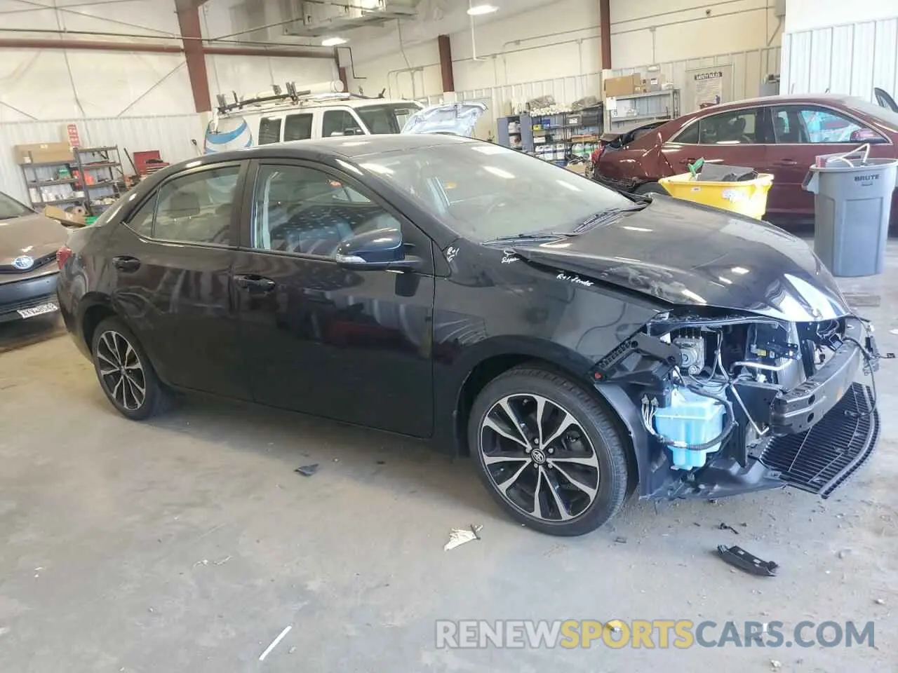 4 Photograph of a damaged car 2T1BURHE9KC245809 TOYOTA COROLLA 2019