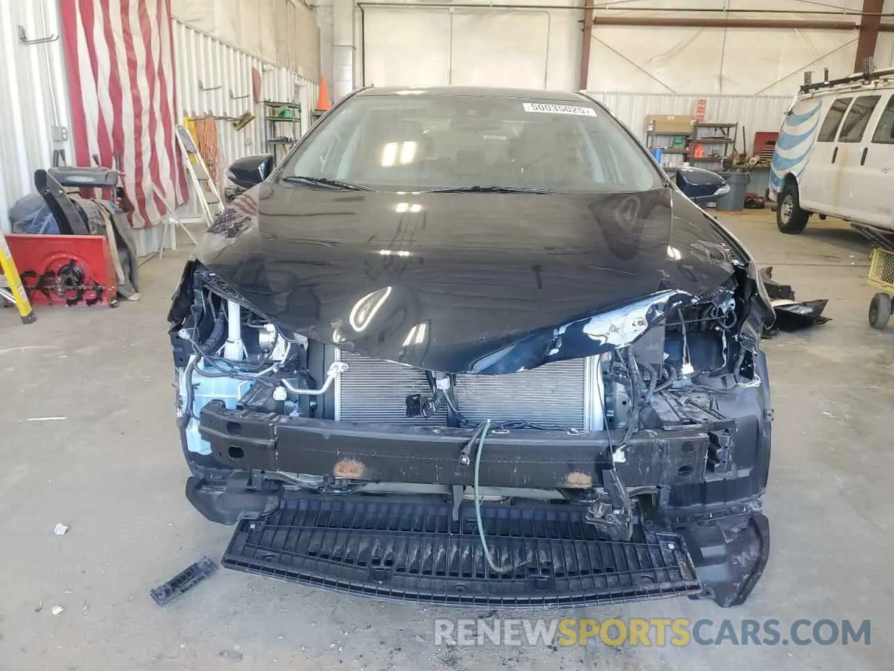 5 Photograph of a damaged car 2T1BURHE9KC245809 TOYOTA COROLLA 2019