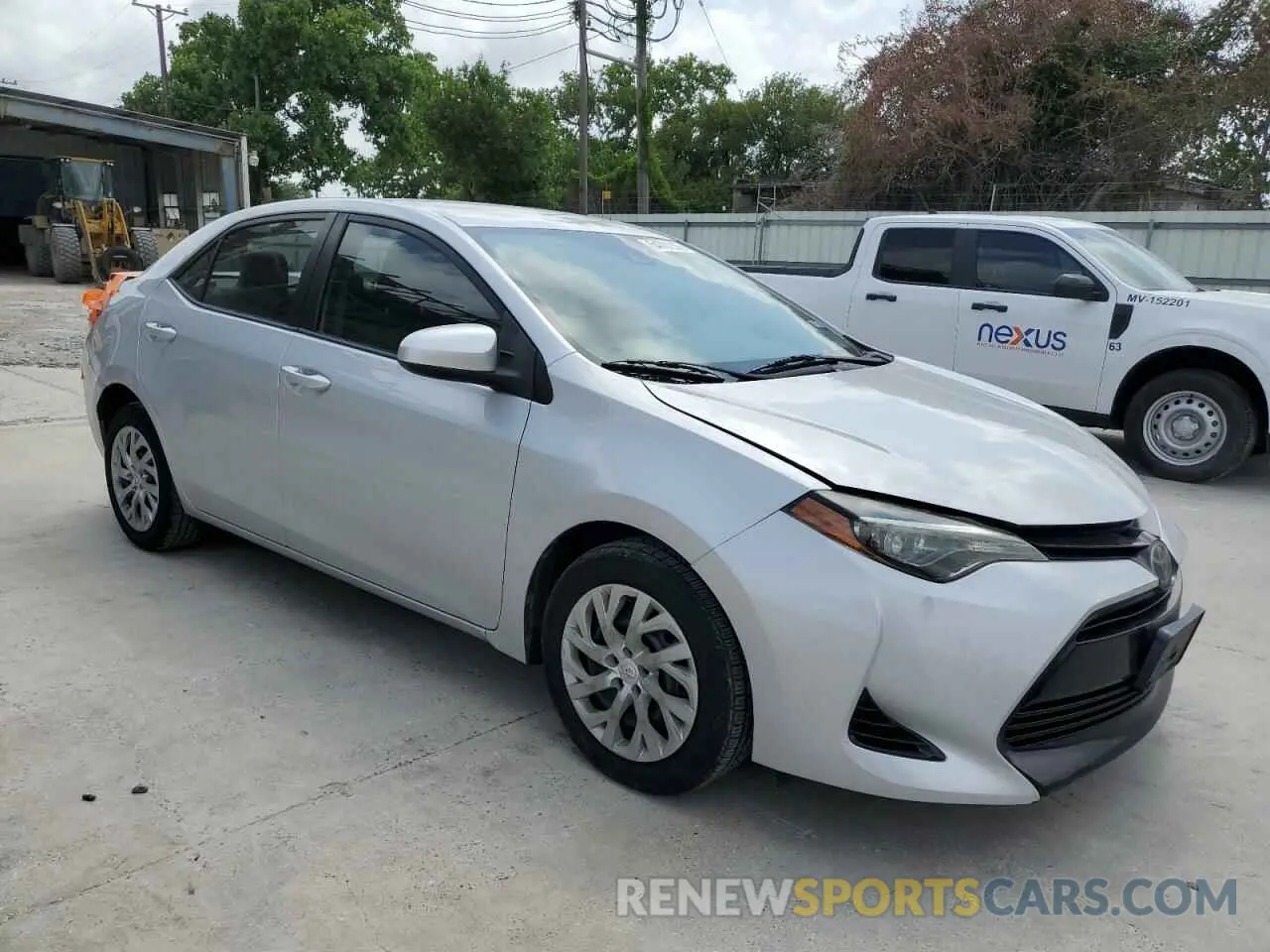 4 Фотография поврежденного автомобиля 2T1BURHEXKC135738 TOYOTA COROLLA 2019