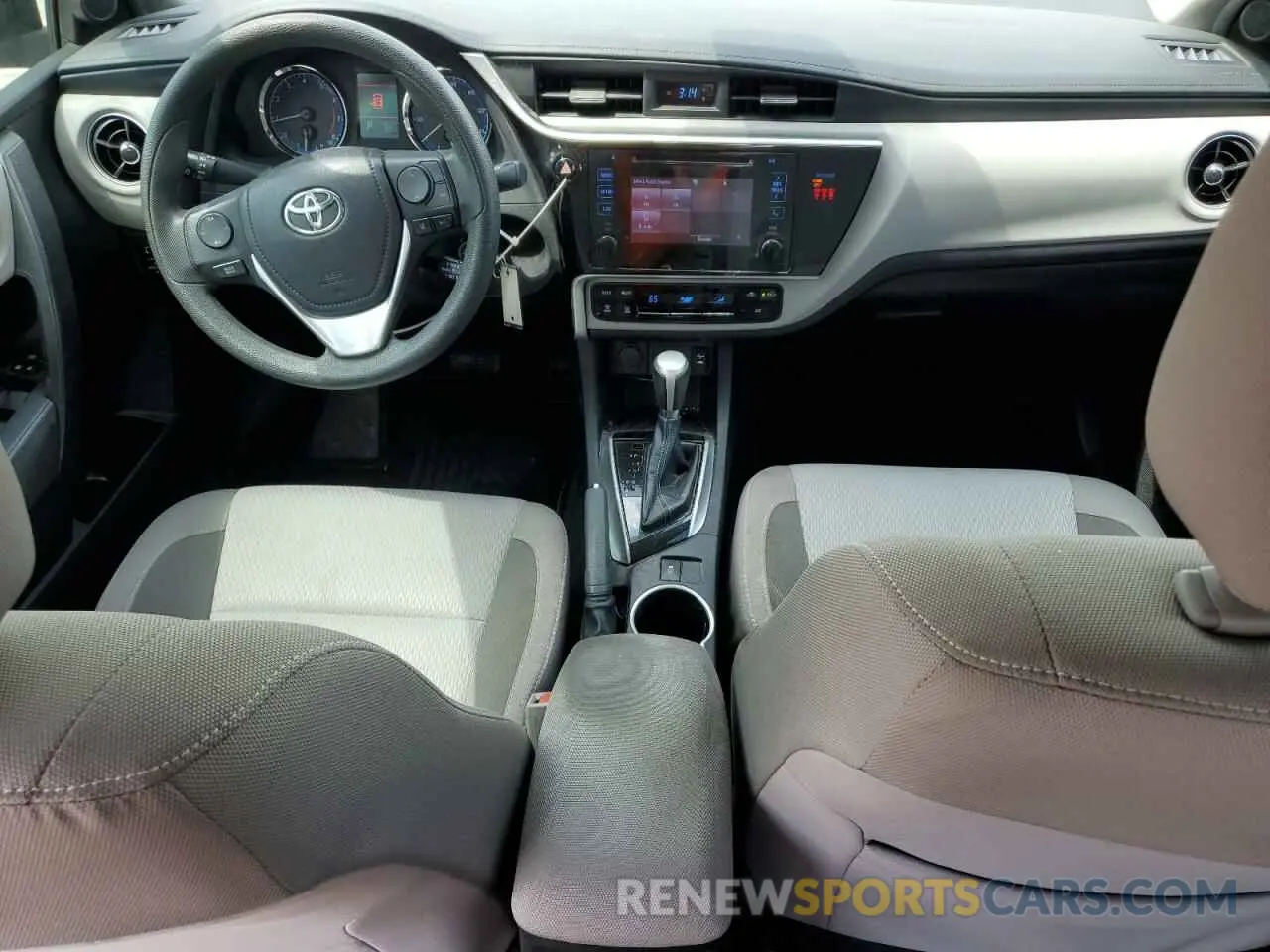 8 Фотография поврежденного автомобиля 2T1BURHEXKC135738 TOYOTA COROLLA 2019