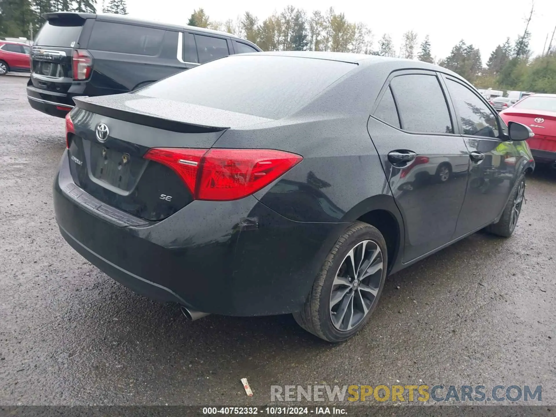 4 Photograph of a damaged car 2T1BURHEXKC139868 TOYOTA COROLLA 2019