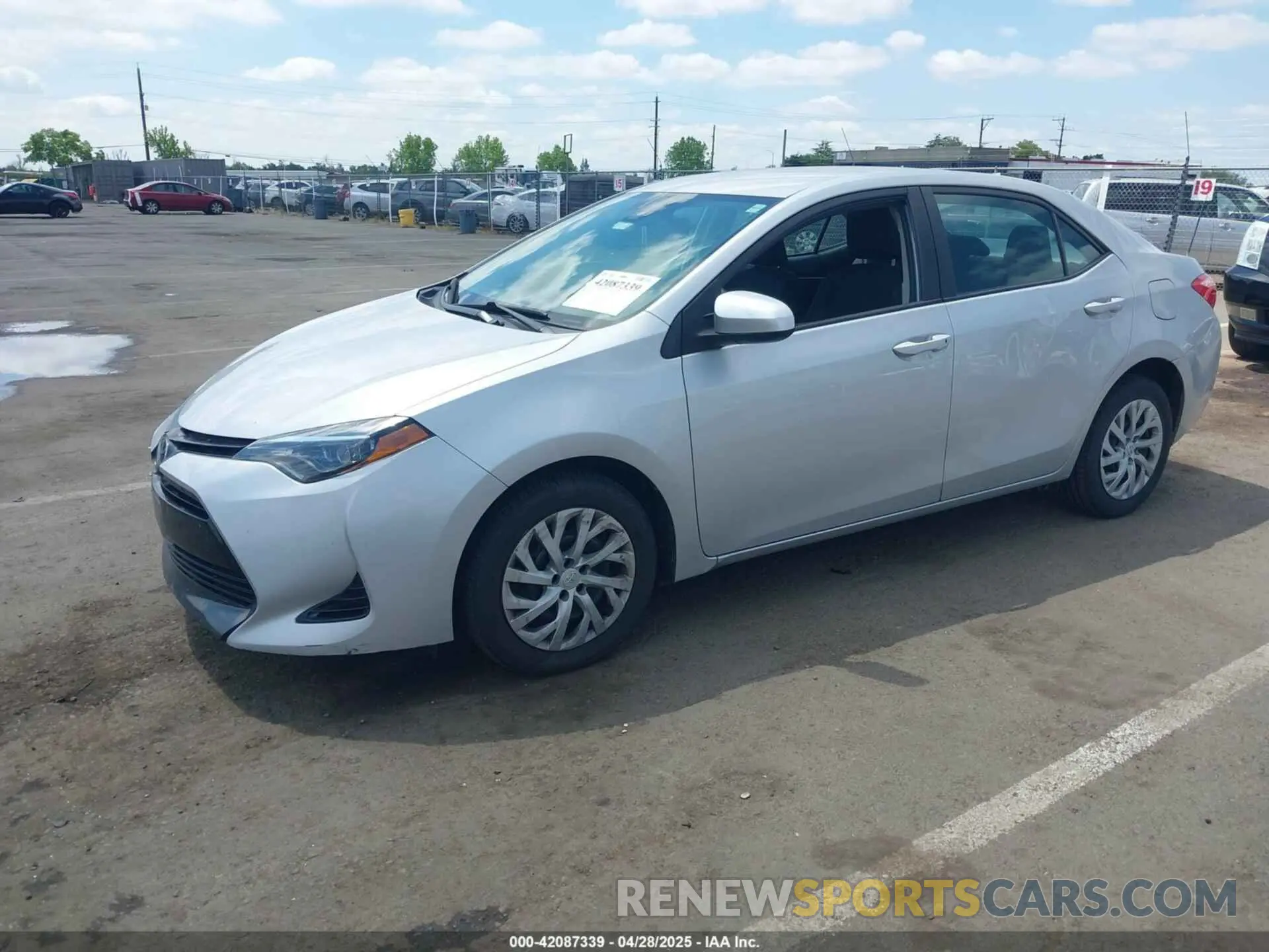 2 Фотография поврежденного автомобиля 2T1BURHEXKC143368 TOYOTA COROLLA 2019