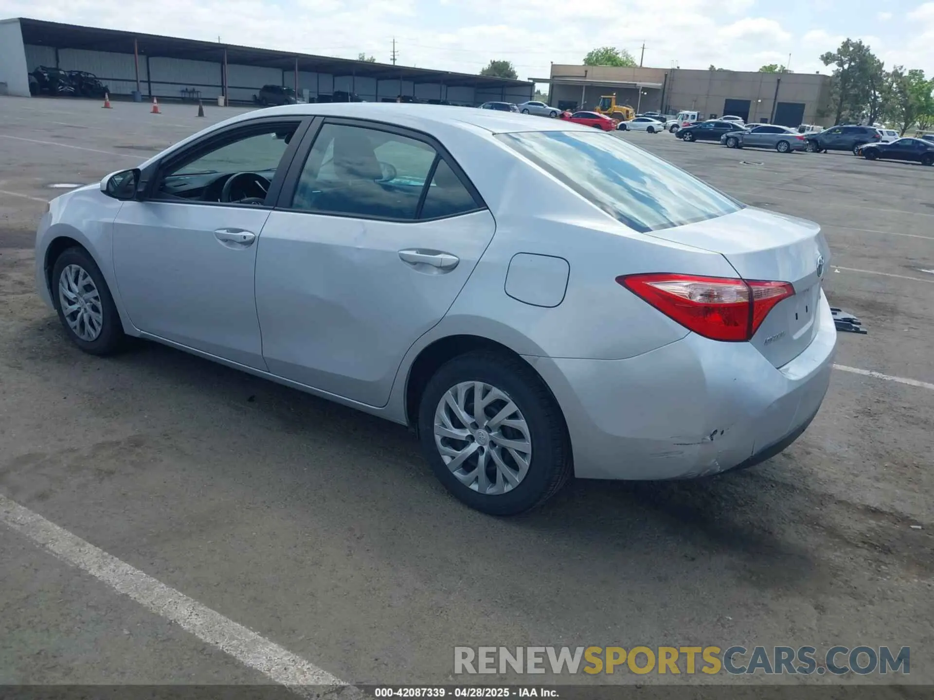 3 Фотография поврежденного автомобиля 2T1BURHEXKC143368 TOYOTA COROLLA 2019