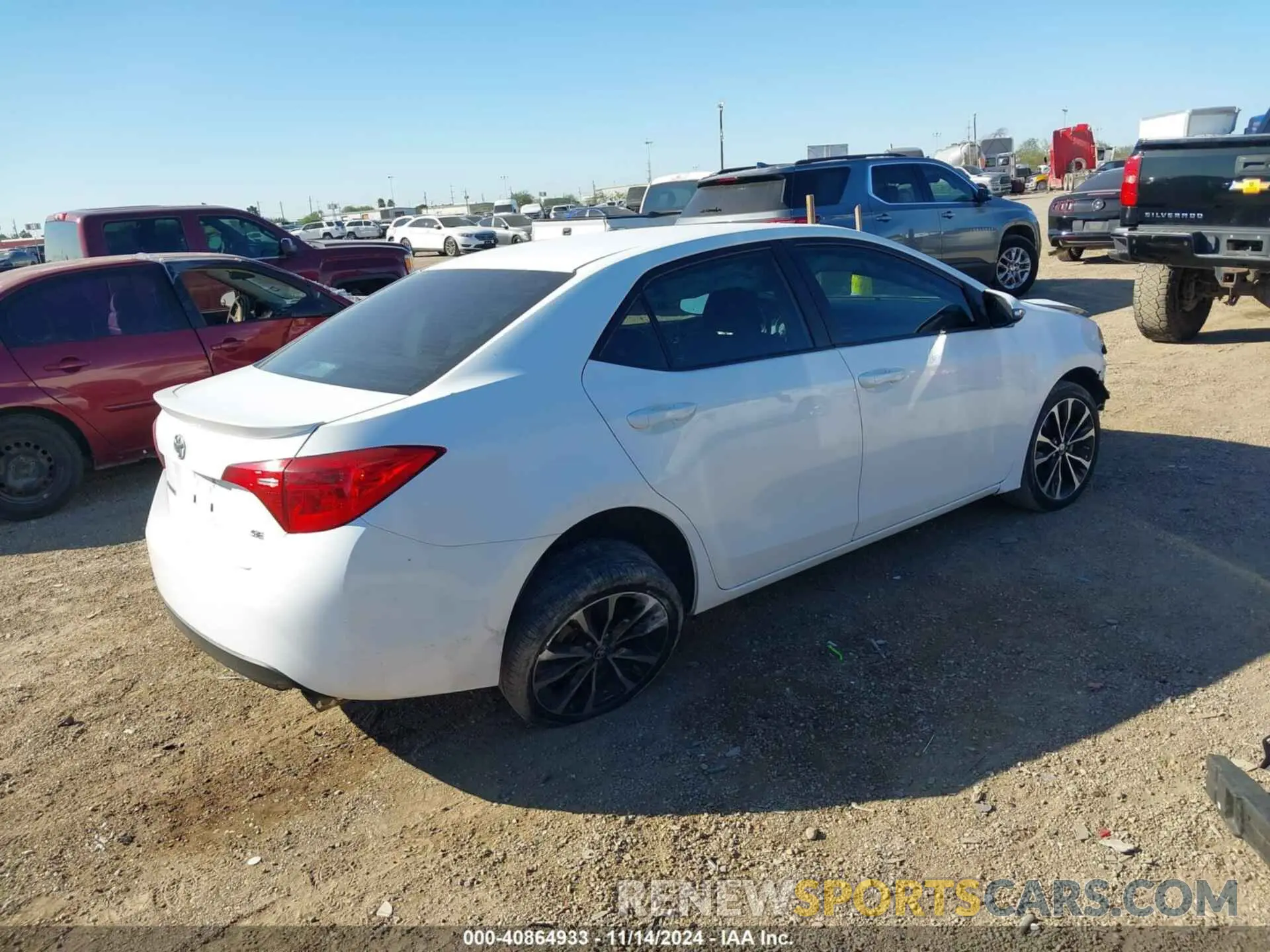 4 Фотография поврежденного автомобиля 2T1BURHEXKC150627 TOYOTA COROLLA 2019