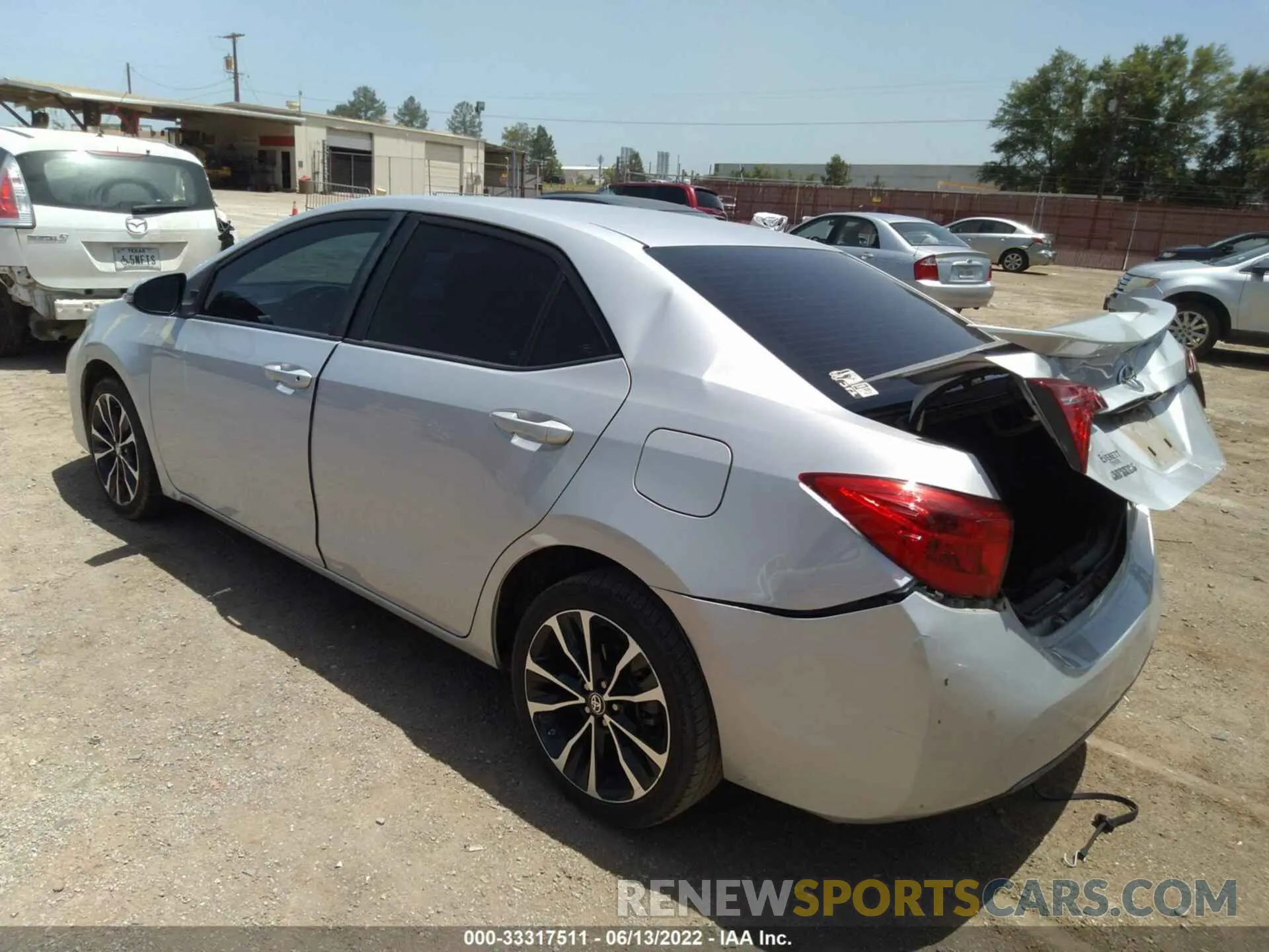 3 Photograph of a damaged car 2T1BURHEXKC168772 TOYOTA COROLLA 2019