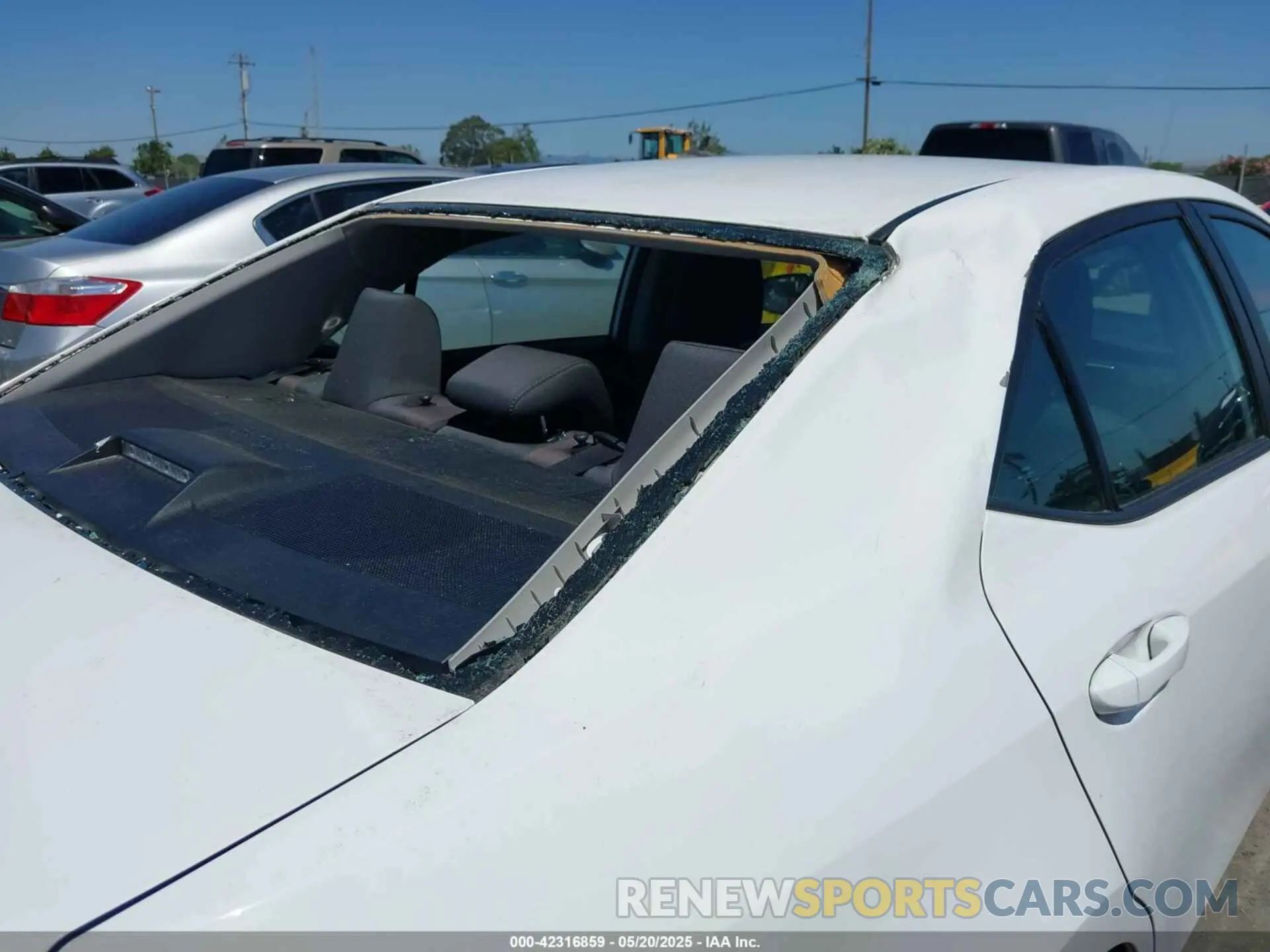 6 Photograph of a damaged car 2T1BURHEXKC177973 TOYOTA COROLLA 2019