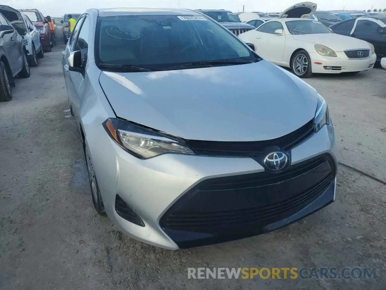 5 Photograph of a damaged car 2T1BURHEXKC191579 TOYOTA COROLLA 2019
