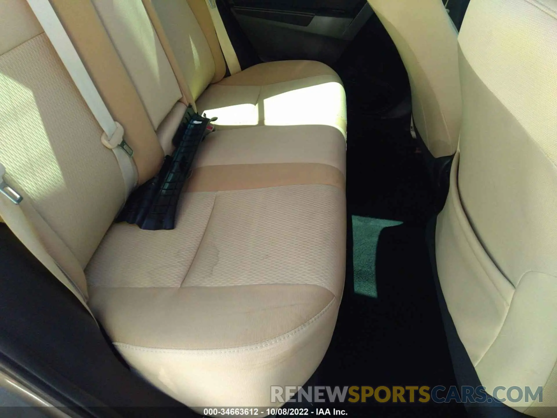 8 Photograph of a damaged car 2T1BURHEXKC193820 TOYOTA COROLLA 2019