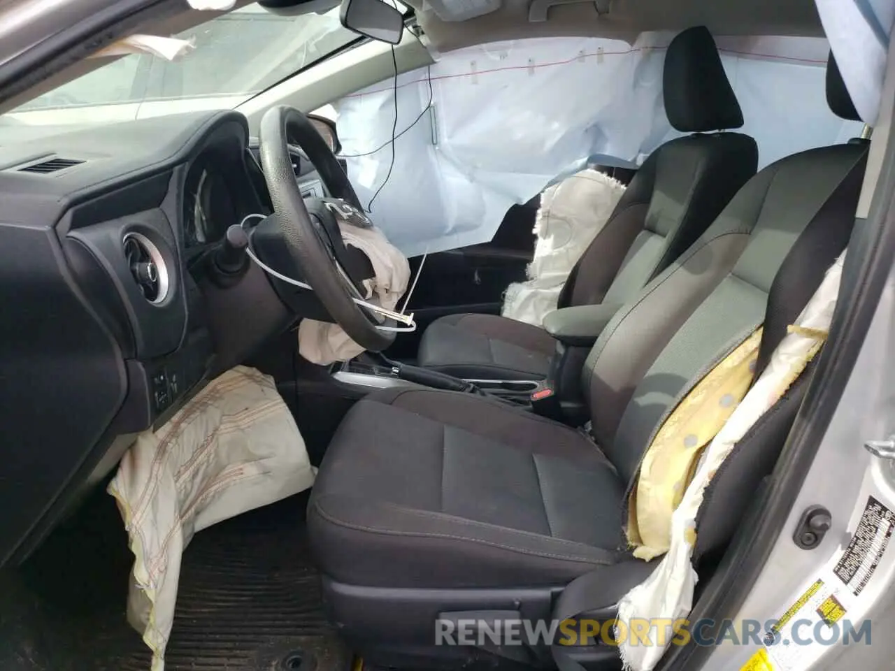7 Photograph of a damaged car 2T1BURHEXKC194479 TOYOTA COROLLA 2019