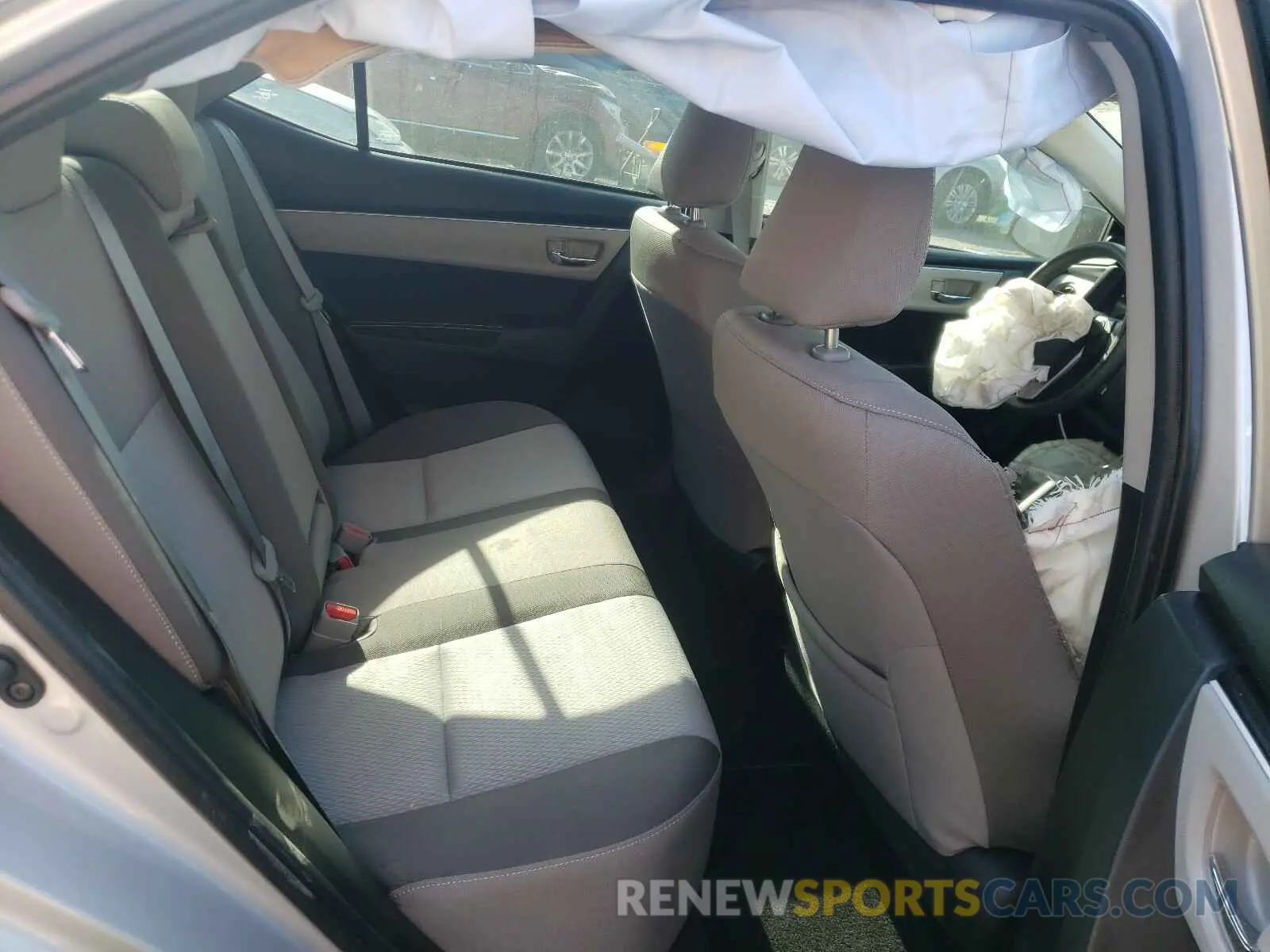 6 Photograph of a damaged car 2T1BURHEXKC204878 TOYOTA COROLLA 2019