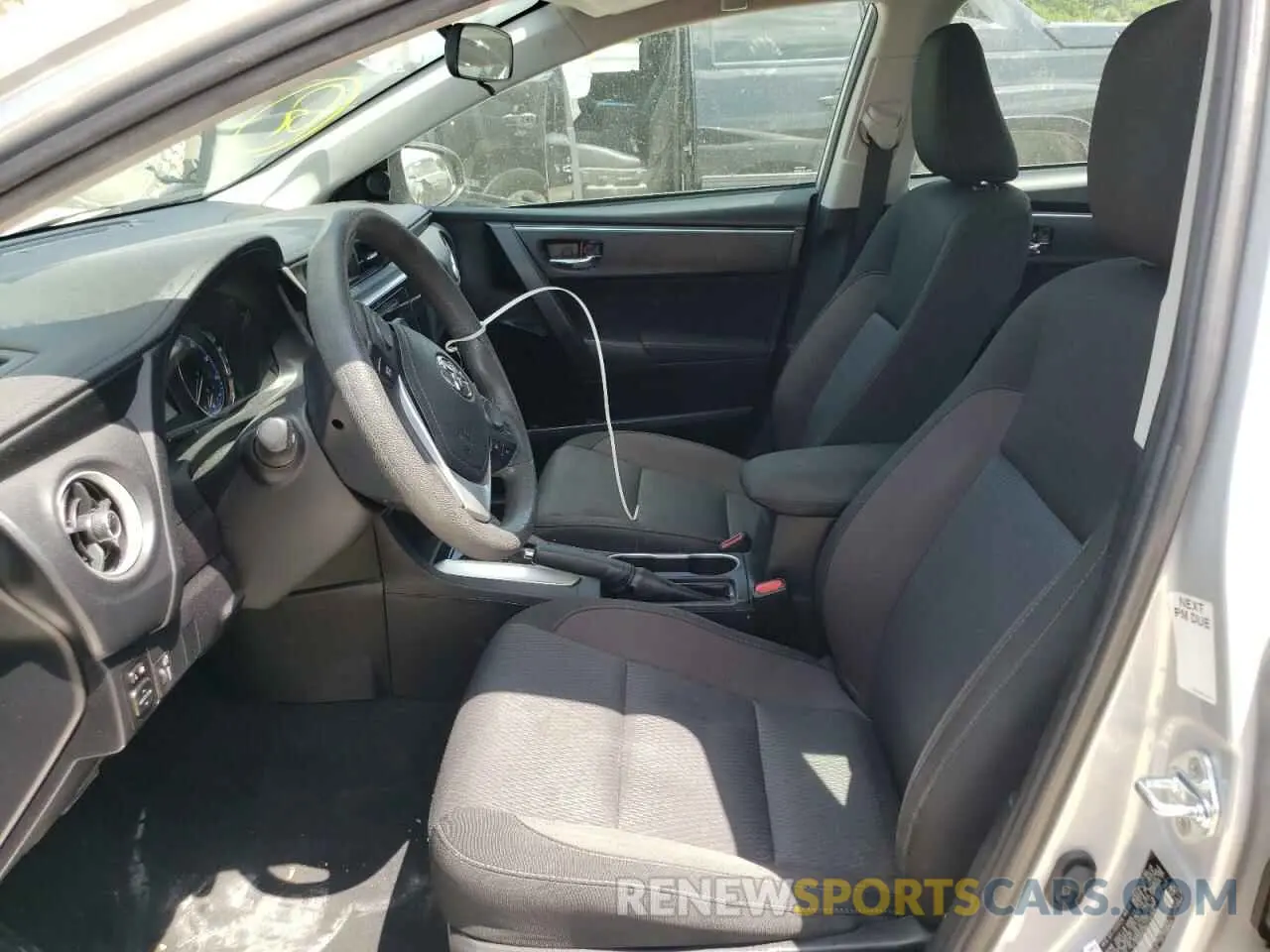 5 Photograph of a damaged car 2T1BURHEXKC238464 TOYOTA COROLLA 2019