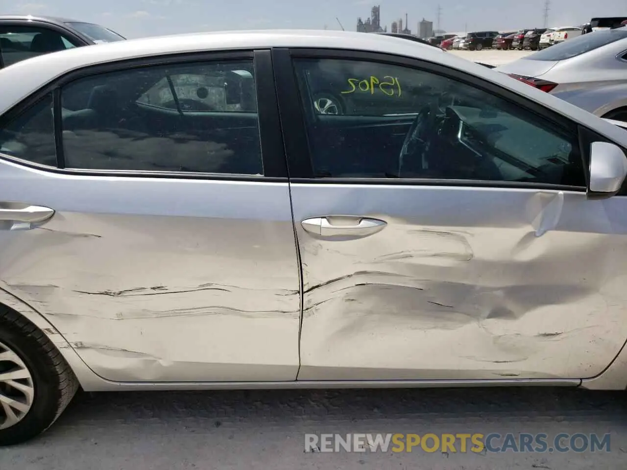 9 Photograph of a damaged car 2T1BURHEXKC238464 TOYOTA COROLLA 2019