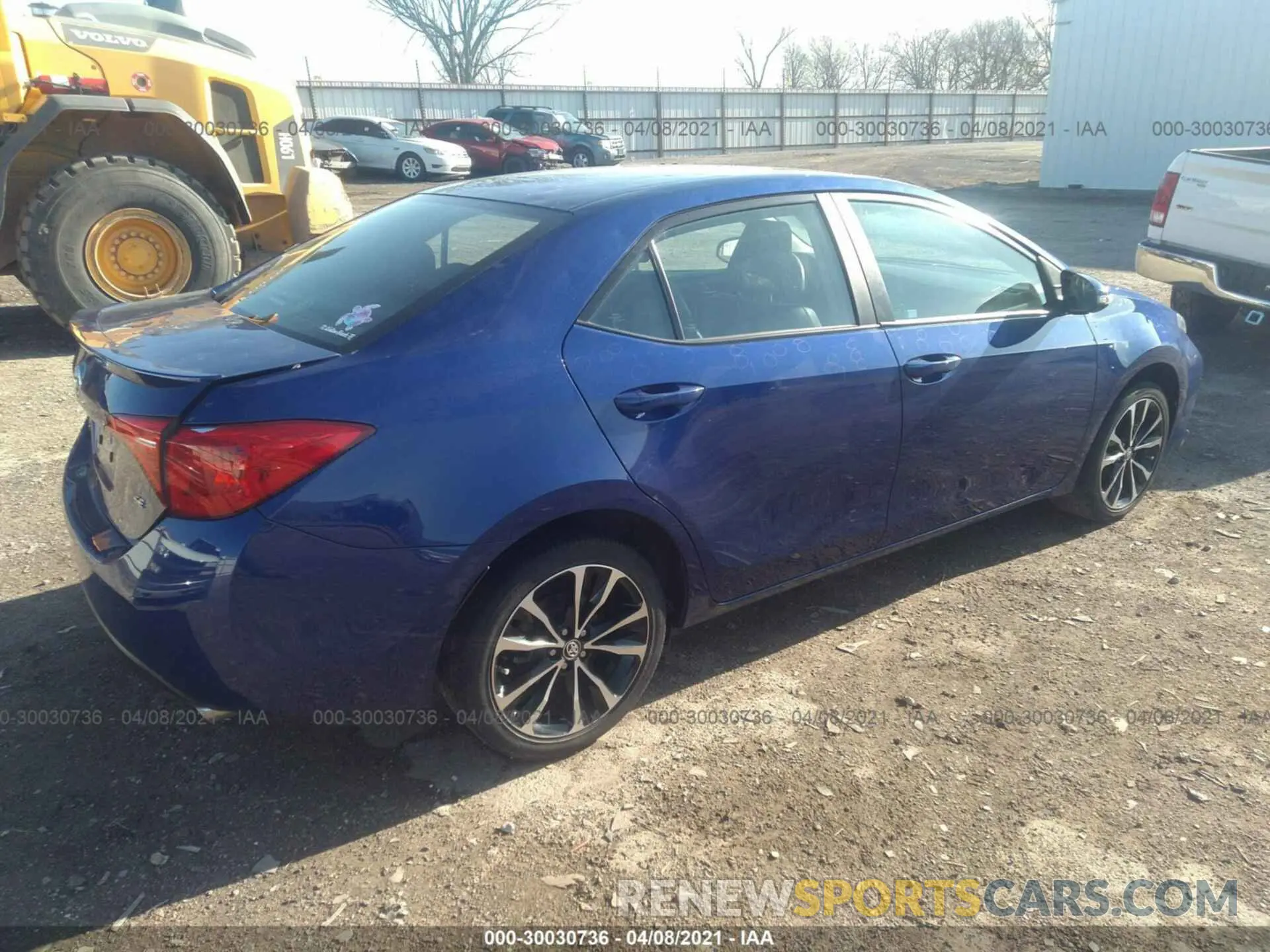 4 Photograph of a damaged car 2T1BURHEXKC240781 TOYOTA COROLLA 2019