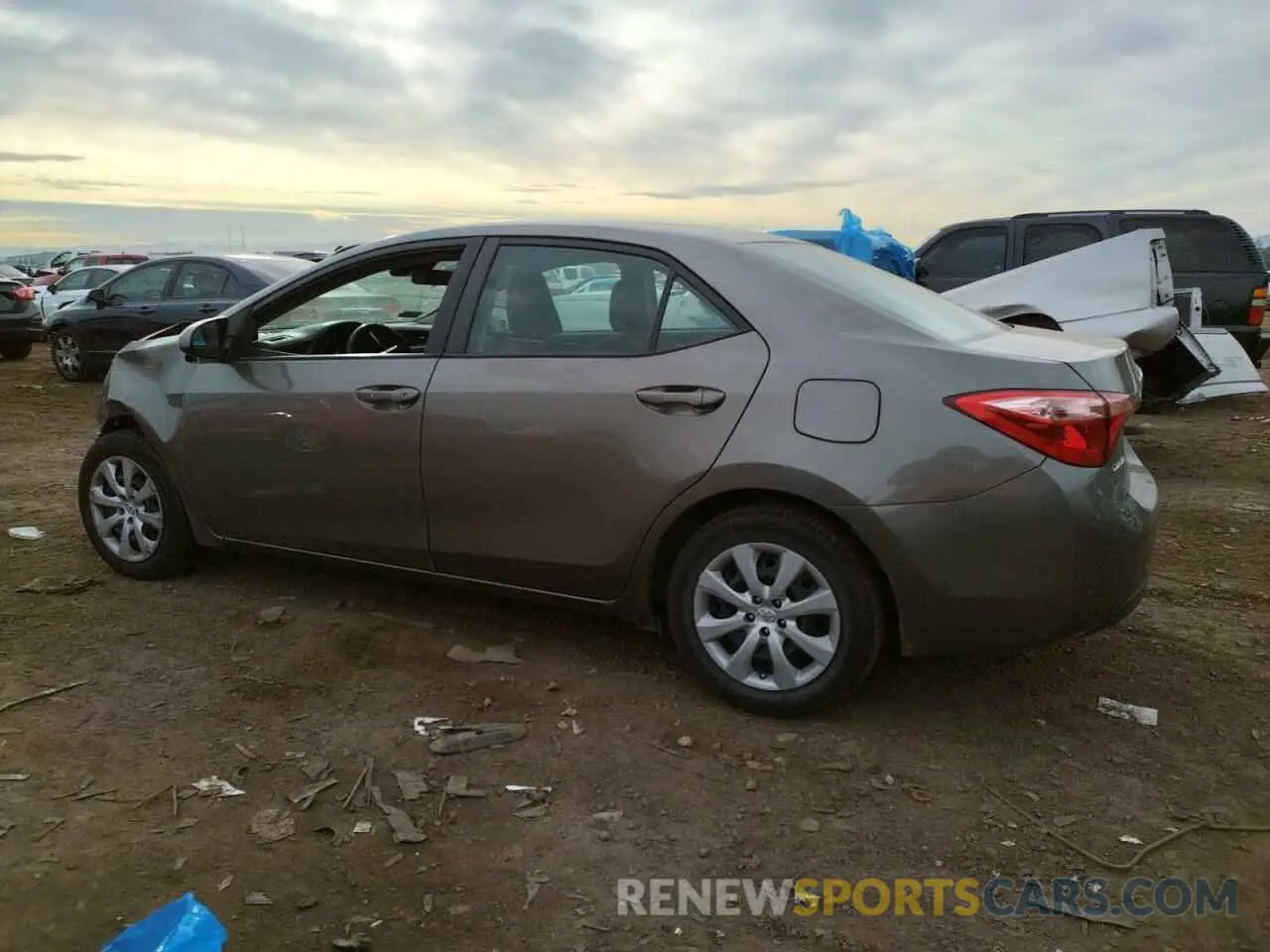 2 Photograph of a damaged car 2T1BURHEXKC242353 TOYOTA COROLLA 2019