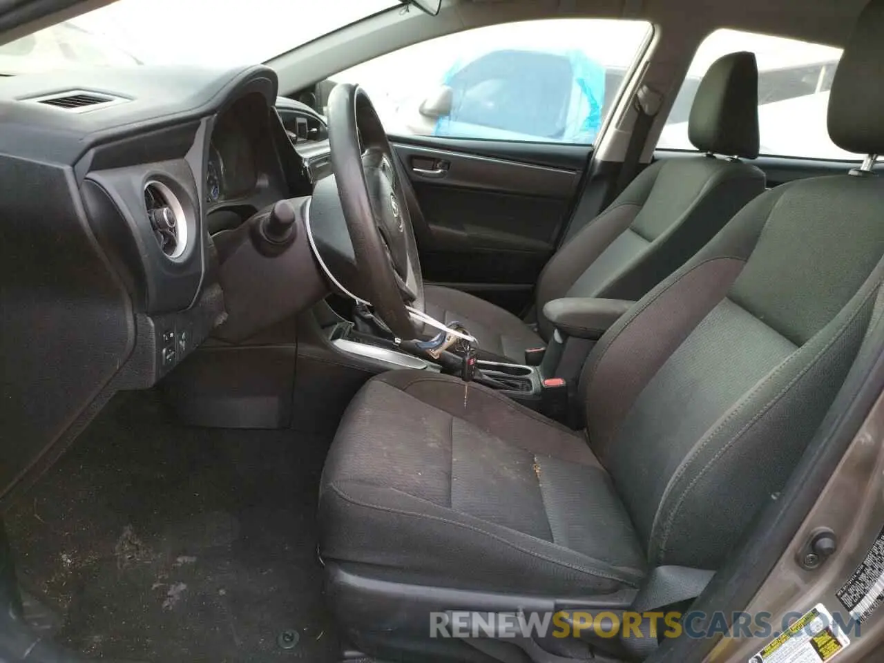 7 Photograph of a damaged car 2T1BURHEXKC242353 TOYOTA COROLLA 2019