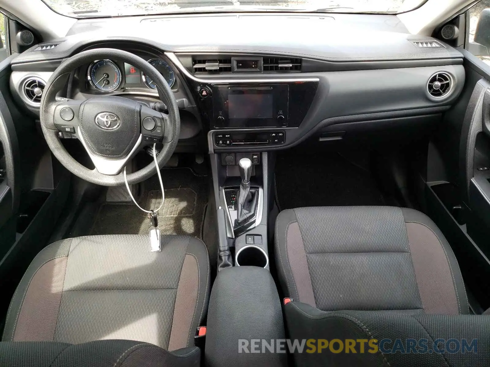 9 Photograph of a damaged car 2T1BURHEXKC243082 TOYOTA COROLLA 2019