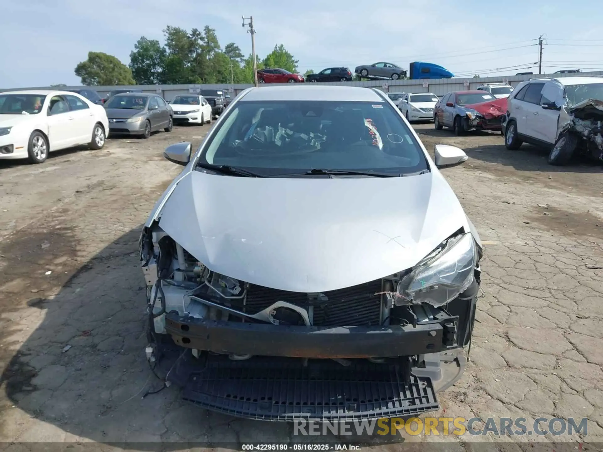 6 Photograph of a damaged car 2T1BURHEXKC243163 TOYOTA COROLLA 2019