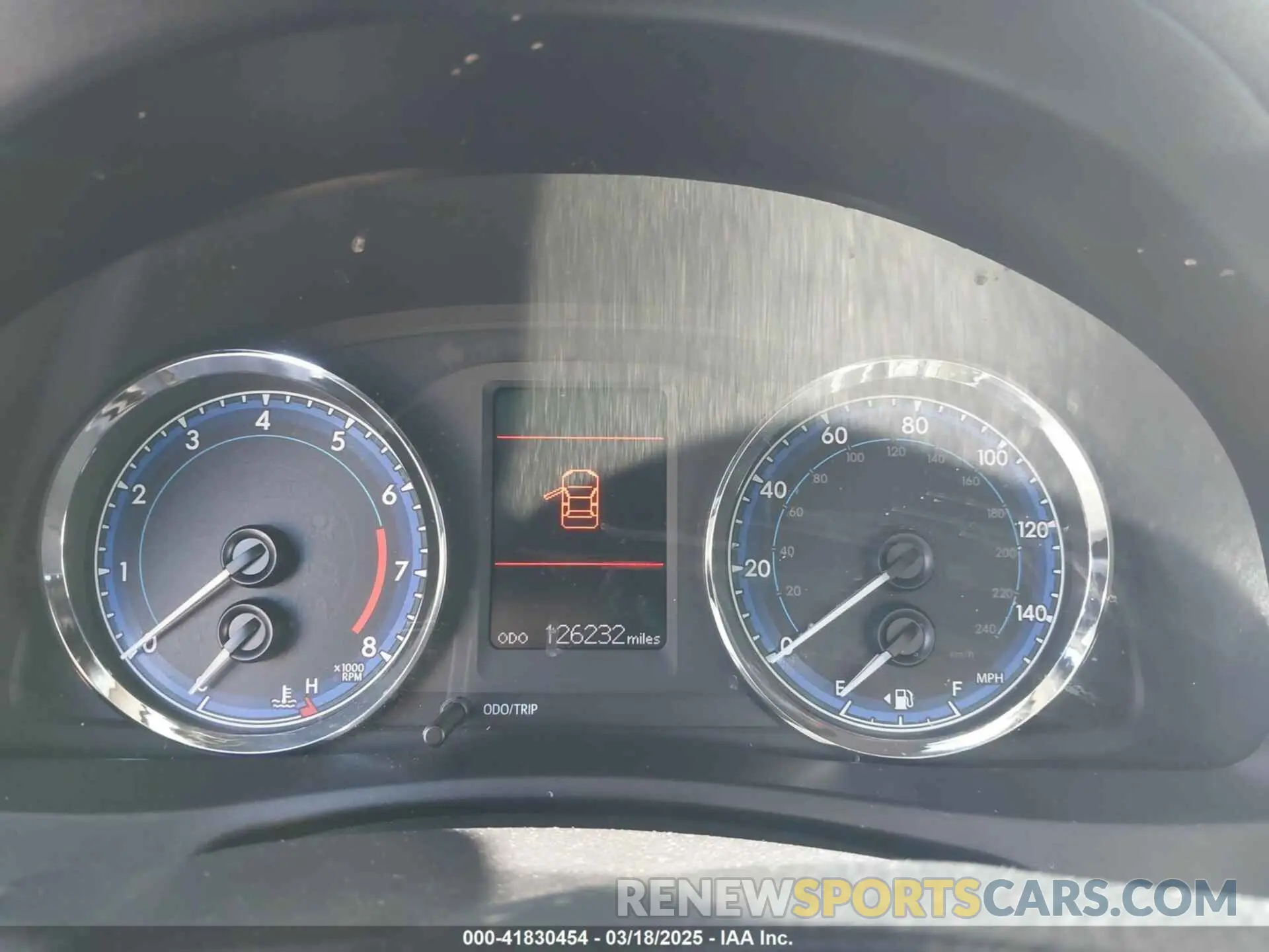 7 Photograph of a damaged car 5YFBPRHE4KP936883 TOYOTA COROLLA 2019