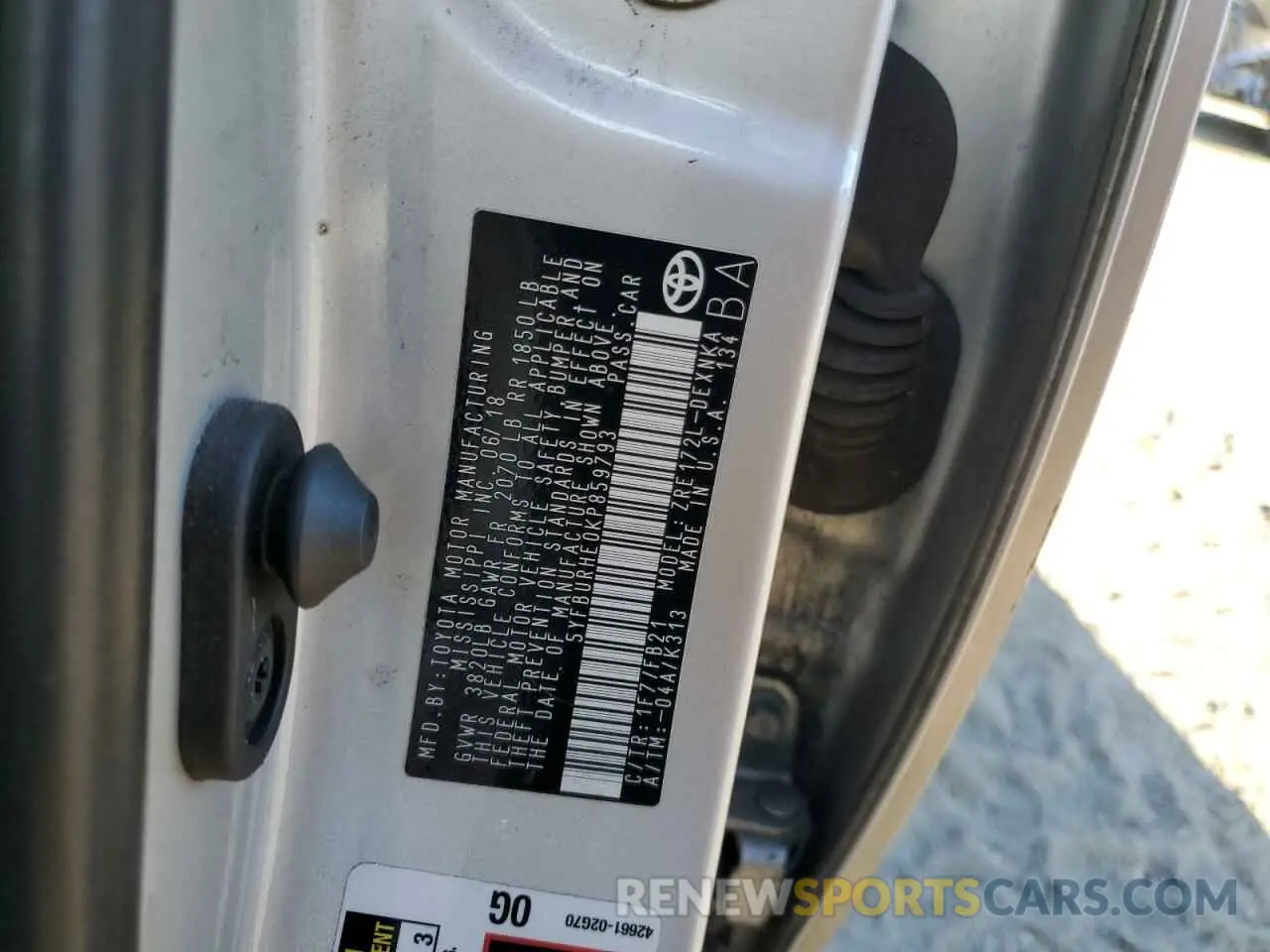12 Photograph of a damaged car 5YFBURHE0KP859793 TOYOTA COROLLA 2019