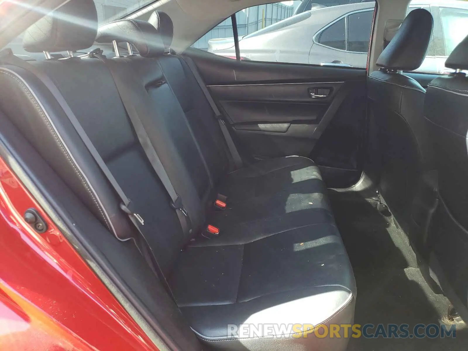 6 Photograph of a damaged car 5YFBURHE0KP862354 TOYOTA COROLLA 2019