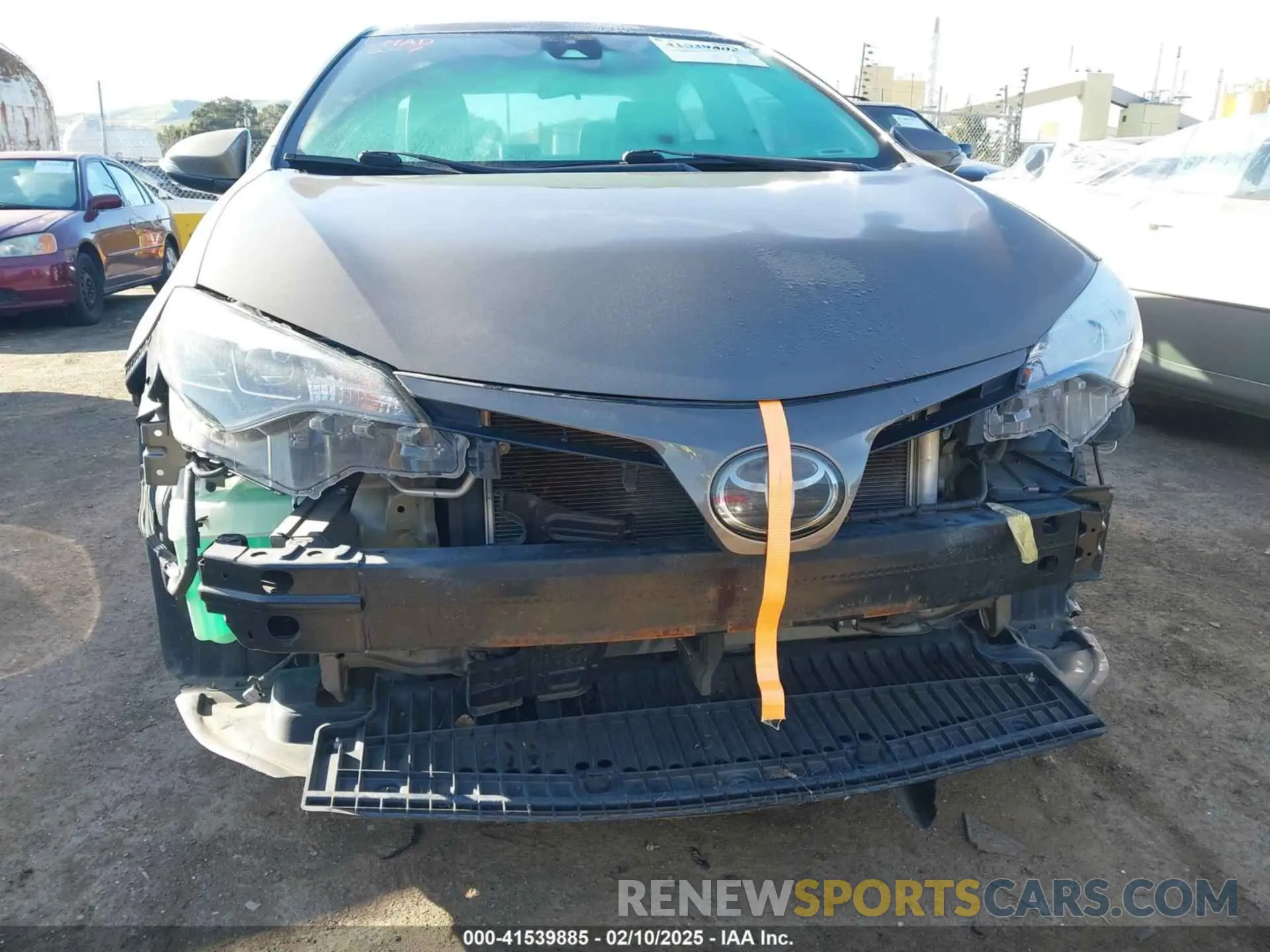 6 Photograph of a damaged car 5YFBURHE0KP862533 TOYOTA COROLLA 2019