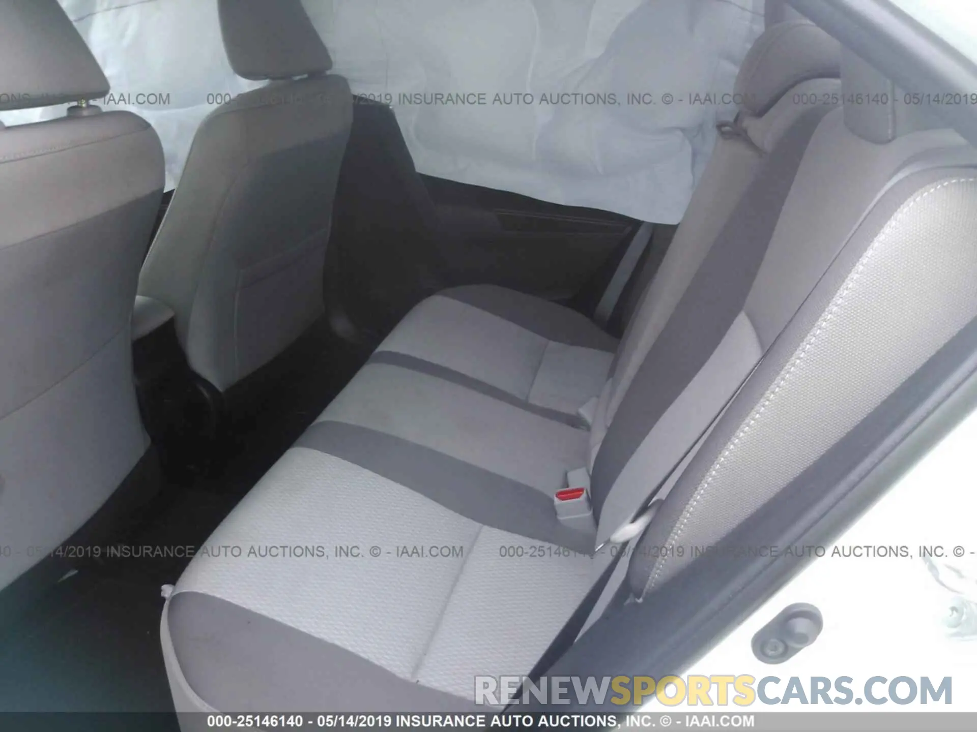 8 Photograph of a damaged car 5YFBURHE0KP866310 TOYOTA COROLLA 2019