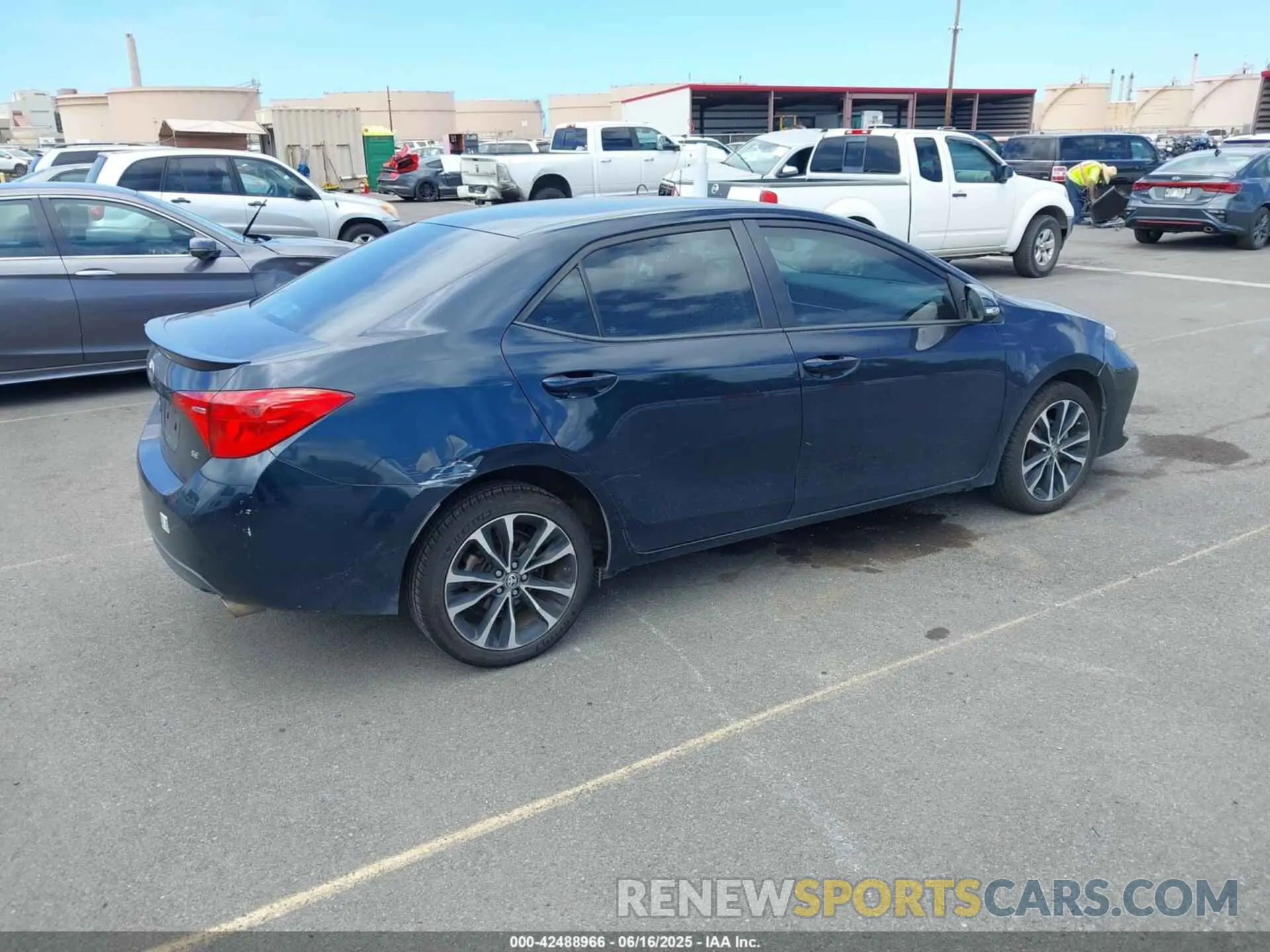 4 Photograph of a damaged car 5YFBURHE0KP869532 TOYOTA COROLLA 2019