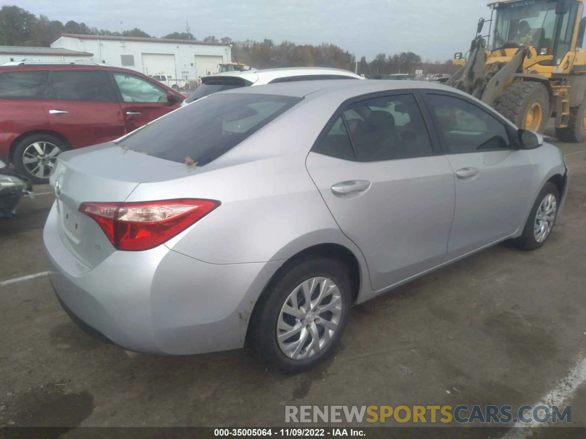 4 Photograph of a damaged car 5YFBURHE0KP870759 TOYOTA COROLLA 2019