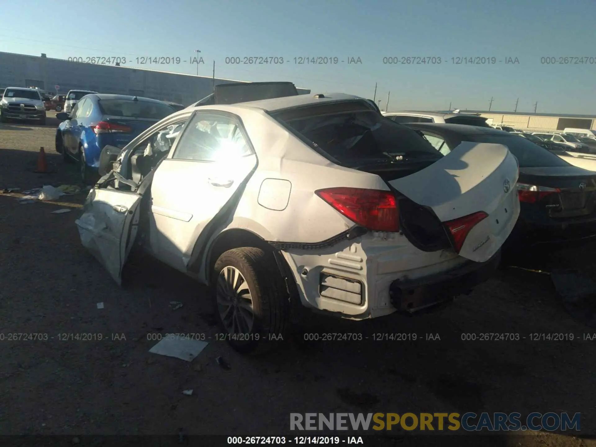 3 Photograph of a damaged car 5YFBURHE0KP871006 TOYOTA COROLLA 2019