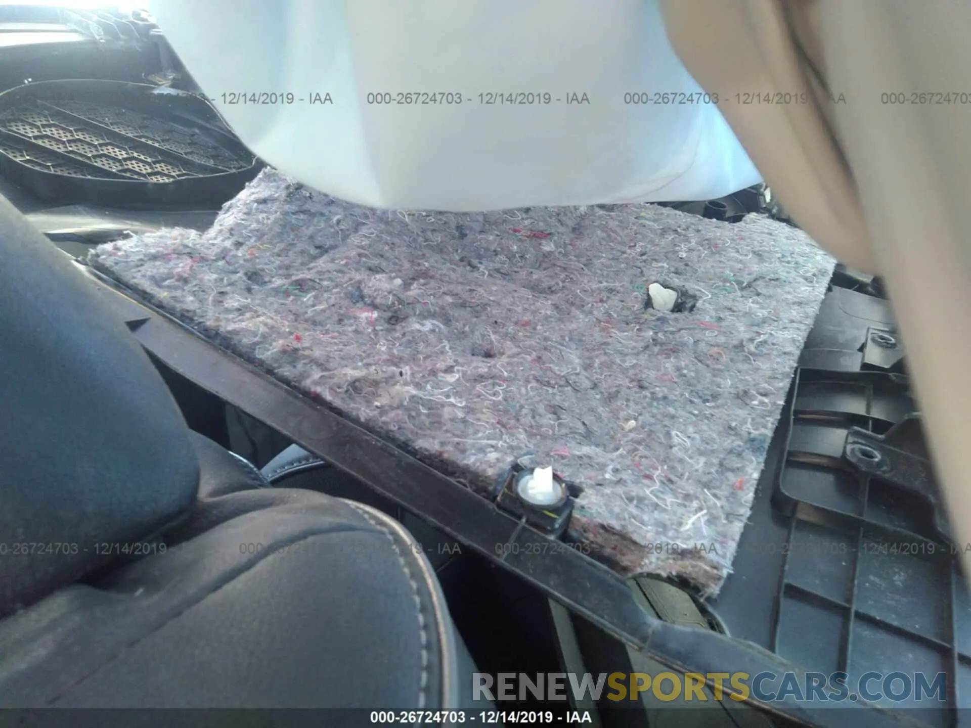 8 Photograph of a damaged car 5YFBURHE0KP871006 TOYOTA COROLLA 2019