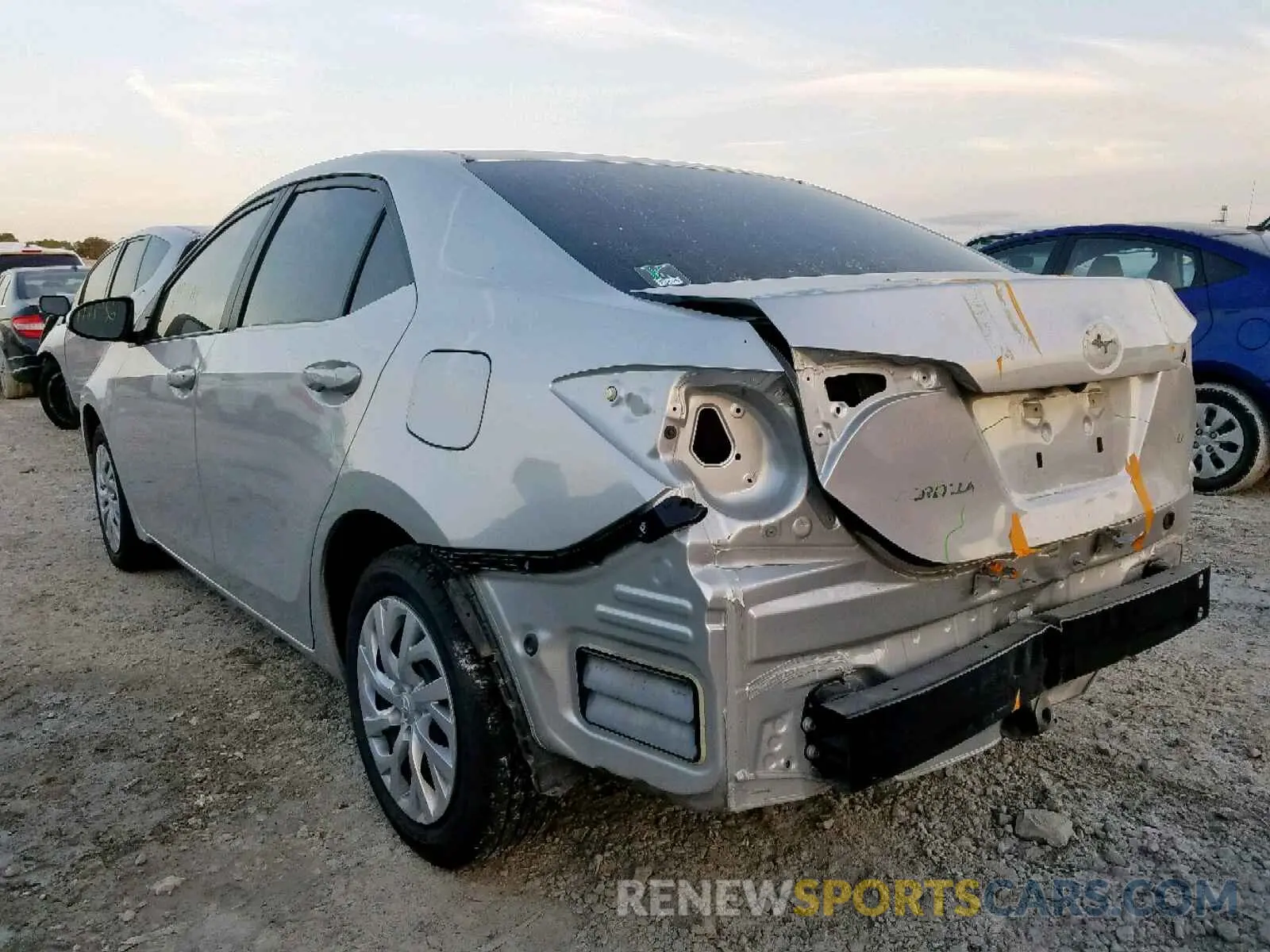 3 Photograph of a damaged car 5YFBURHE0KP872771 TOYOTA COROLLA 2019