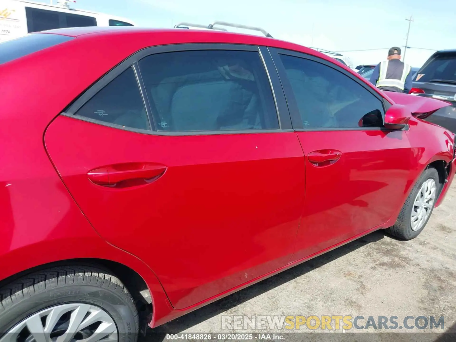 13 Photograph of a damaged car 5YFBURHE0KP878330 TOYOTA COROLLA 2019