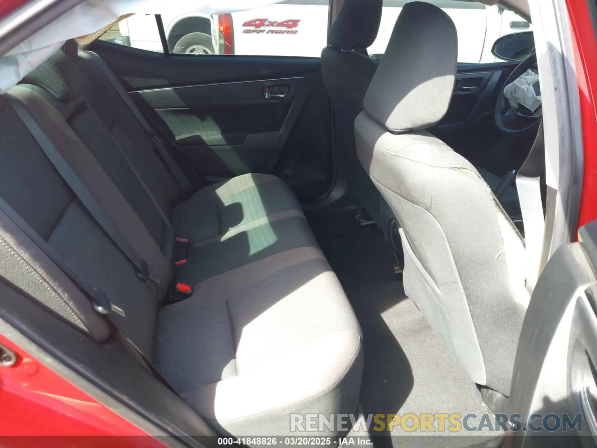 8 Photograph of a damaged car 5YFBURHE0KP878330 TOYOTA COROLLA 2019