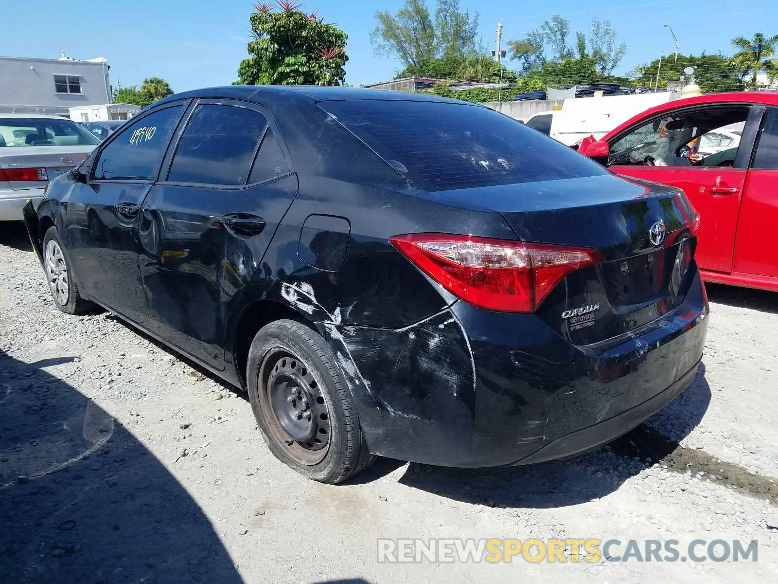 3 Photograph of a damaged car 5YFBURHE0KP879011 TOYOTA COROLLA 2019