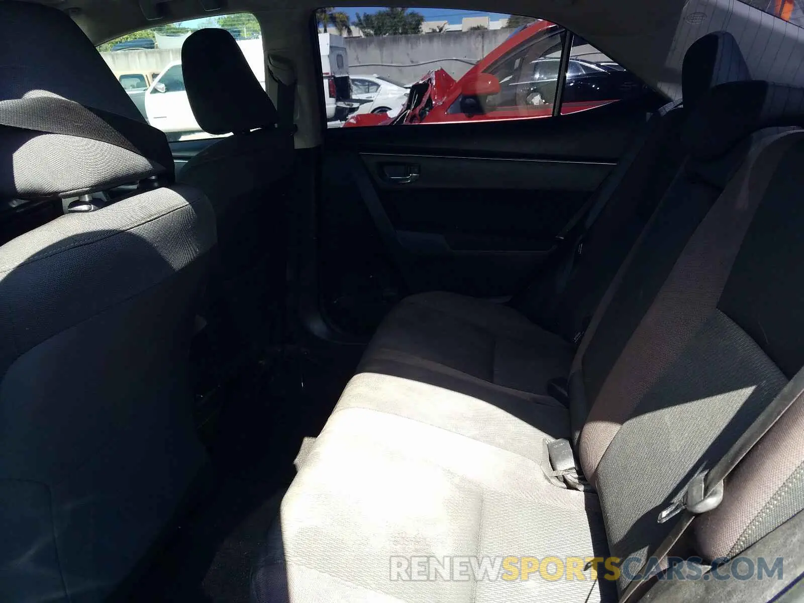 6 Photograph of a damaged car 5YFBURHE0KP879011 TOYOTA COROLLA 2019