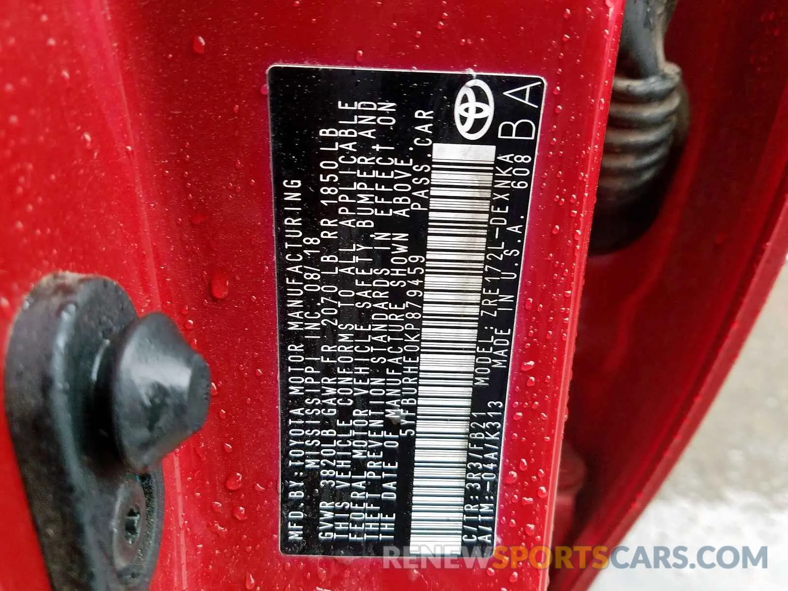10 Photograph of a damaged car 5YFBURHE0KP879459 TOYOTA COROLLA 2019