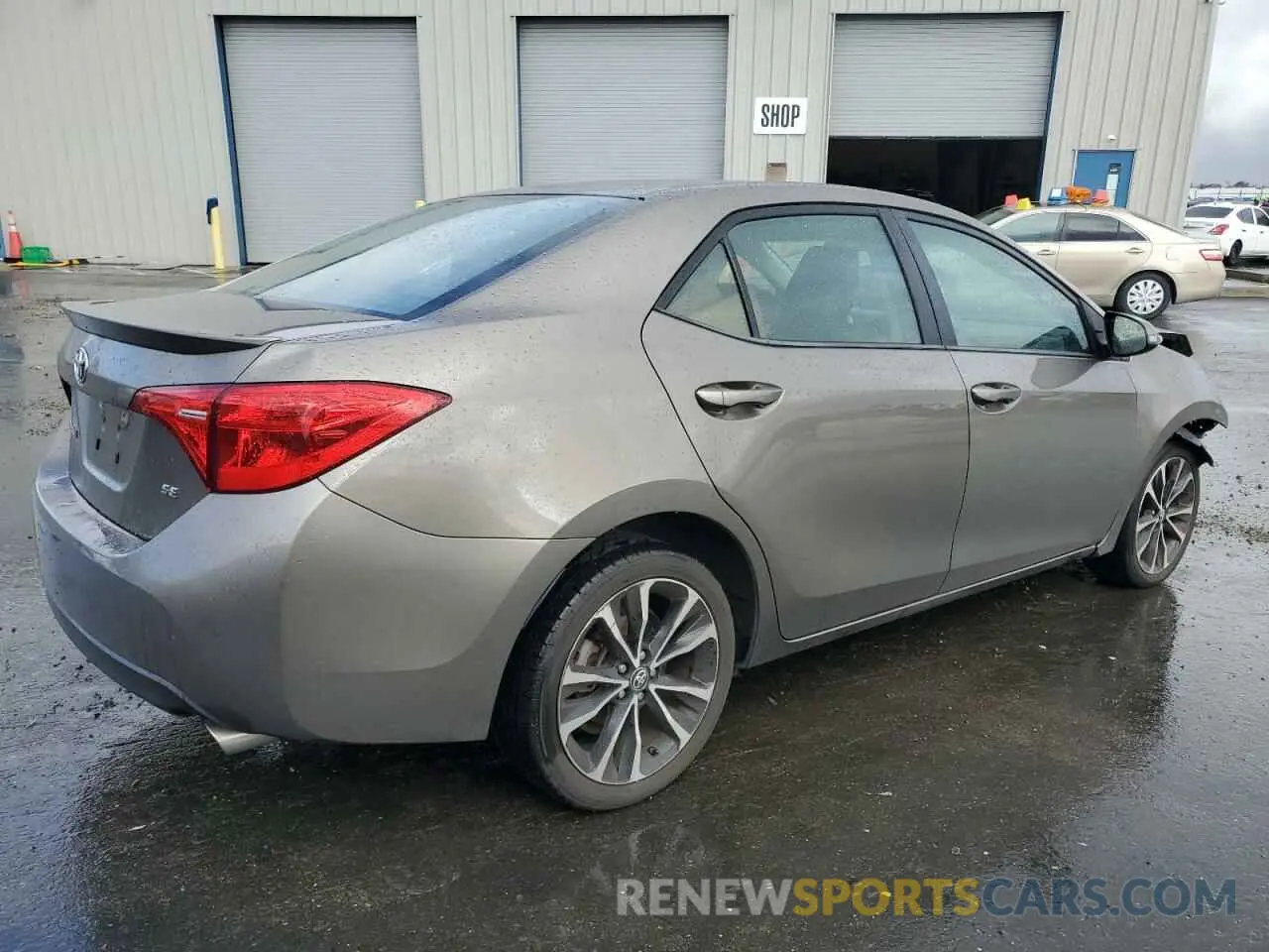 3 Photograph of a damaged car 5YFBURHE0KP886444 TOYOTA COROLLA 2019