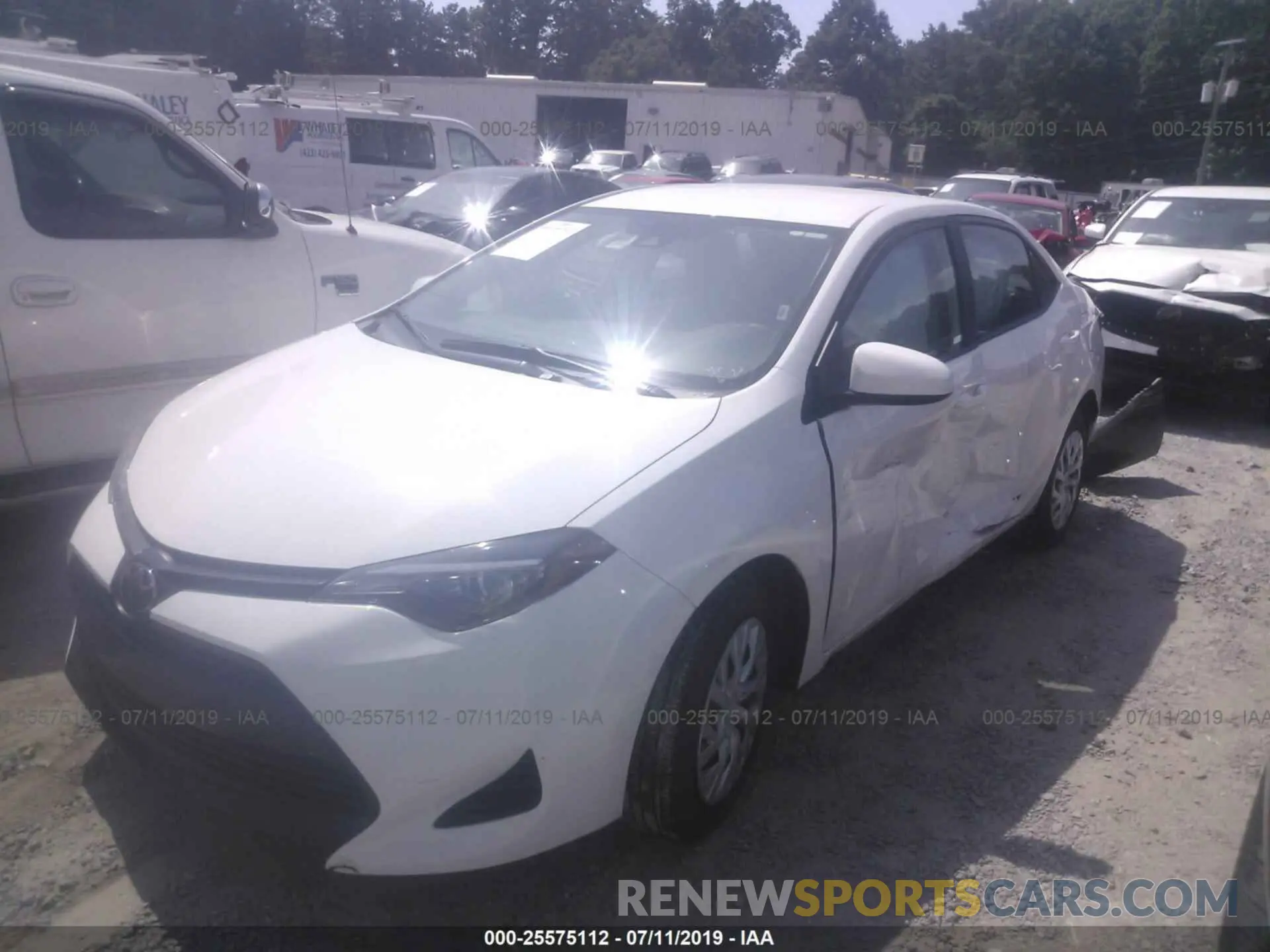 6 Photograph of a damaged car 5YFBURHE0KP892406 TOYOTA COROLLA 2019