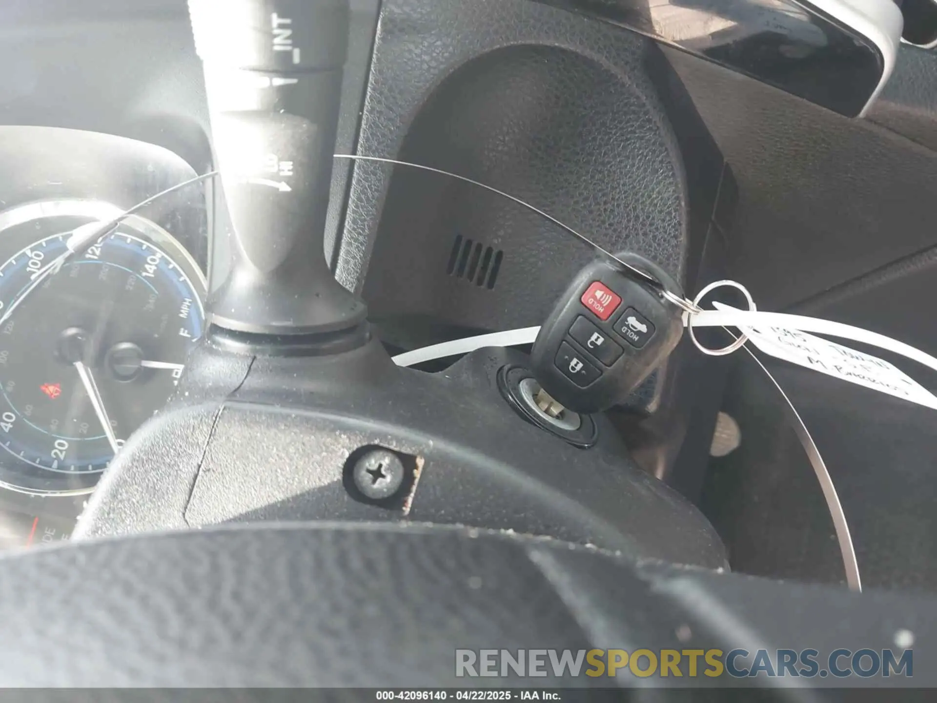 11 Photograph of a damaged car 5YFBURHE0KP895824 TOYOTA COROLLA 2019