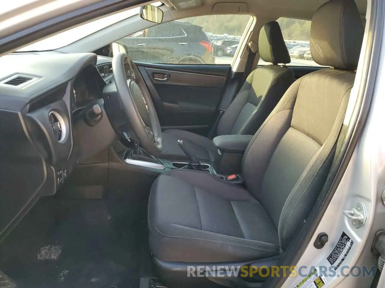 7 Photograph of a damaged car 5YFBURHE0KP900343 TOYOTA COROLLA 2019
