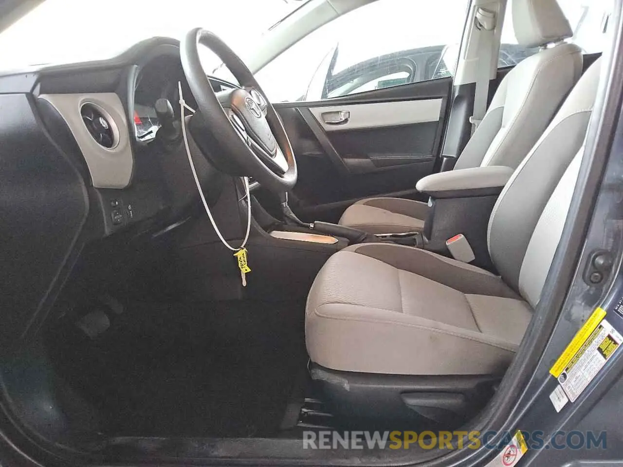 7 Photograph of a damaged car 5YFBURHE0KP911441 TOYOTA COROLLA 2019
