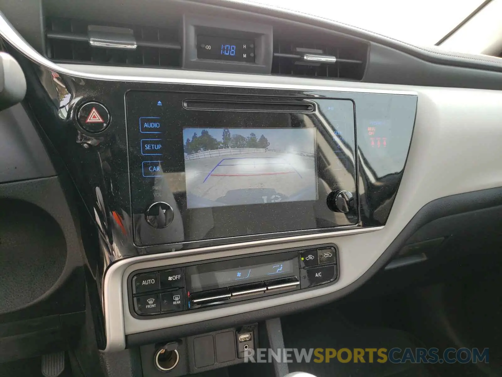 9 Photograph of a damaged car 5YFBURHE0KP911892 TOYOTA COROLLA 2019