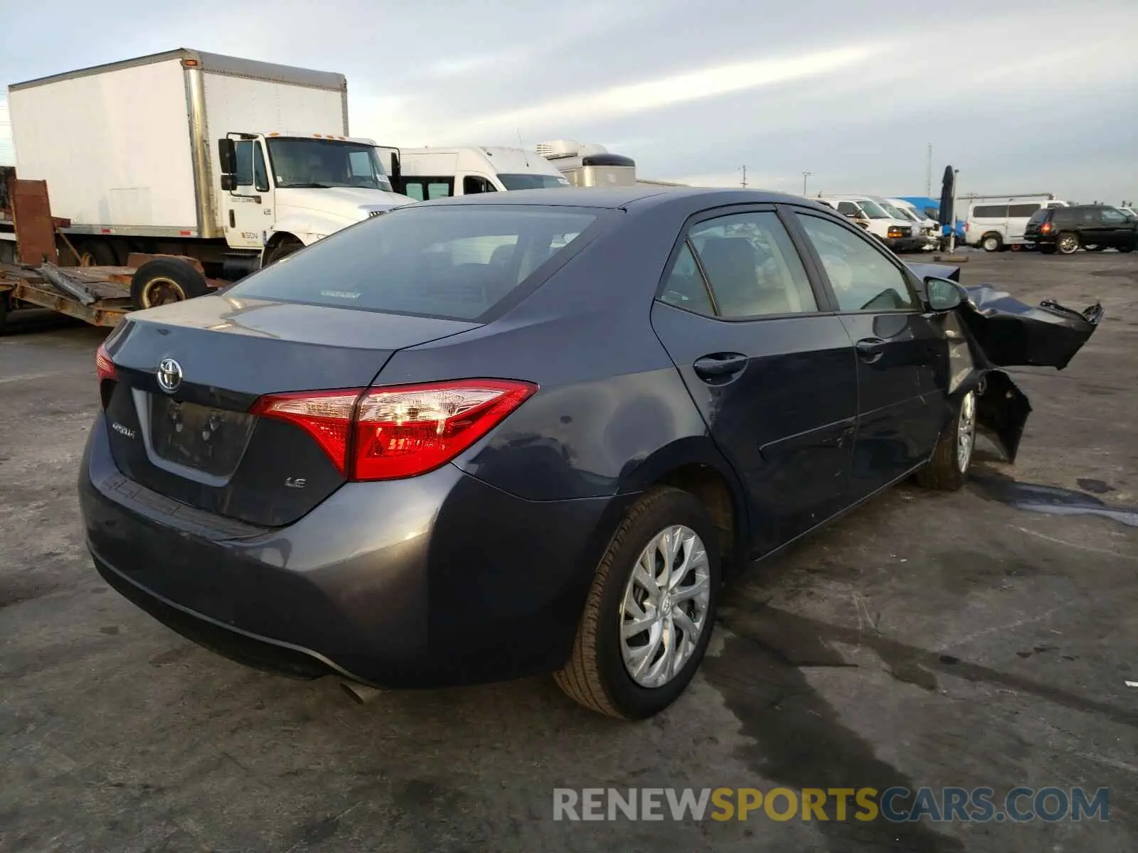 4 Photograph of a damaged car 5YFBURHE0KP912797 TOYOTA COROLLA 2019