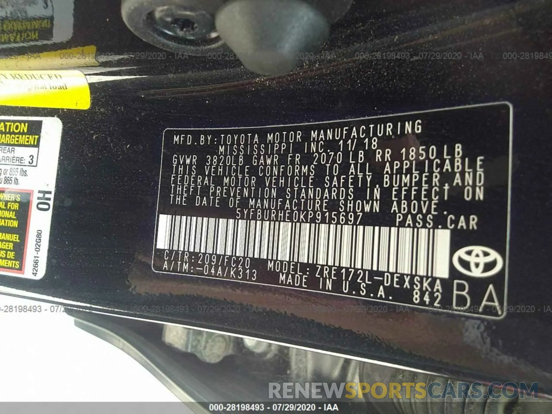 9 Photograph of a damaged car 5YFBURHE0KP915697 TOYOTA COROLLA 2019