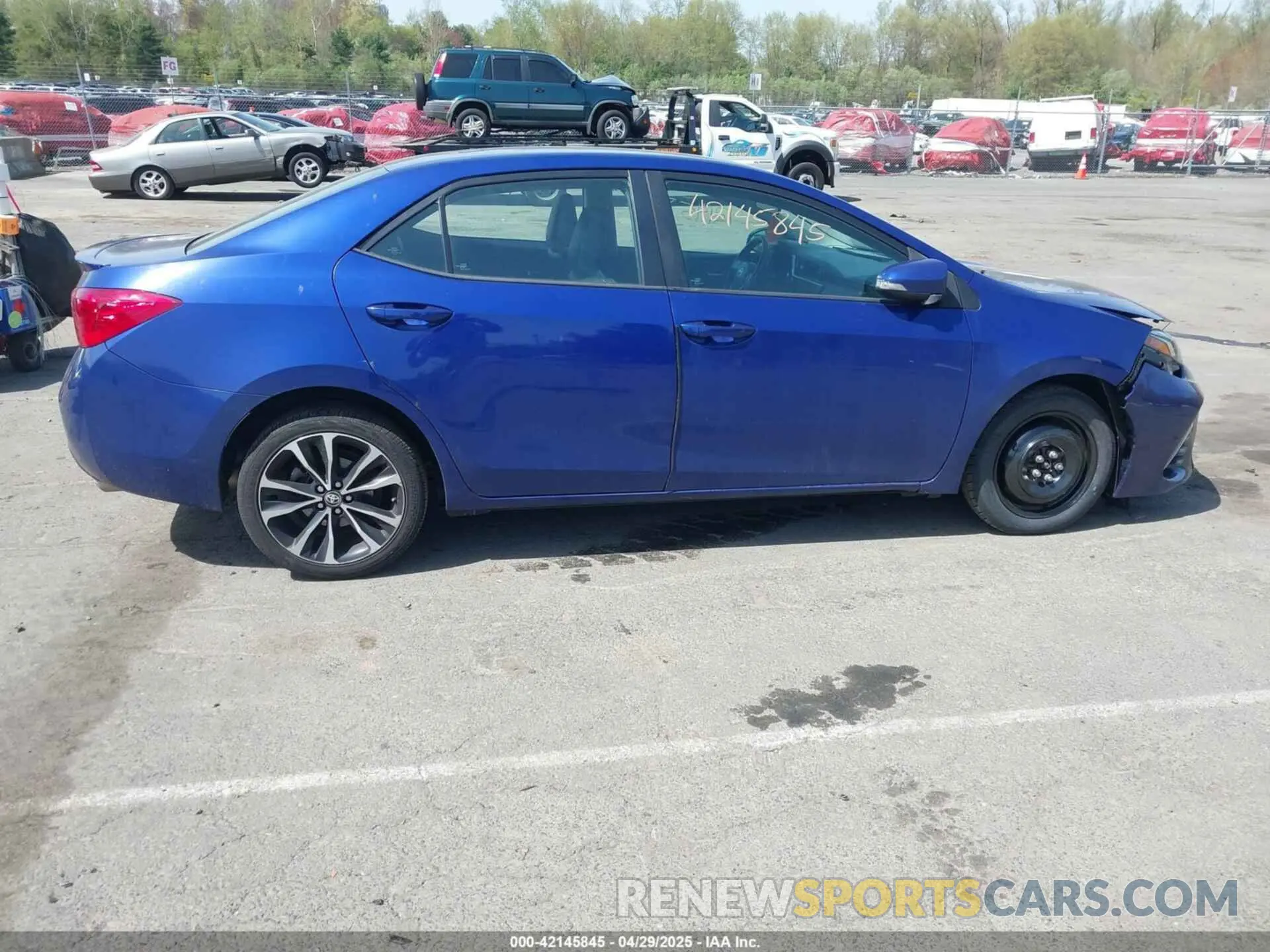13 Photograph of a damaged car 5YFBURHE0KP916168 TOYOTA COROLLA 2019