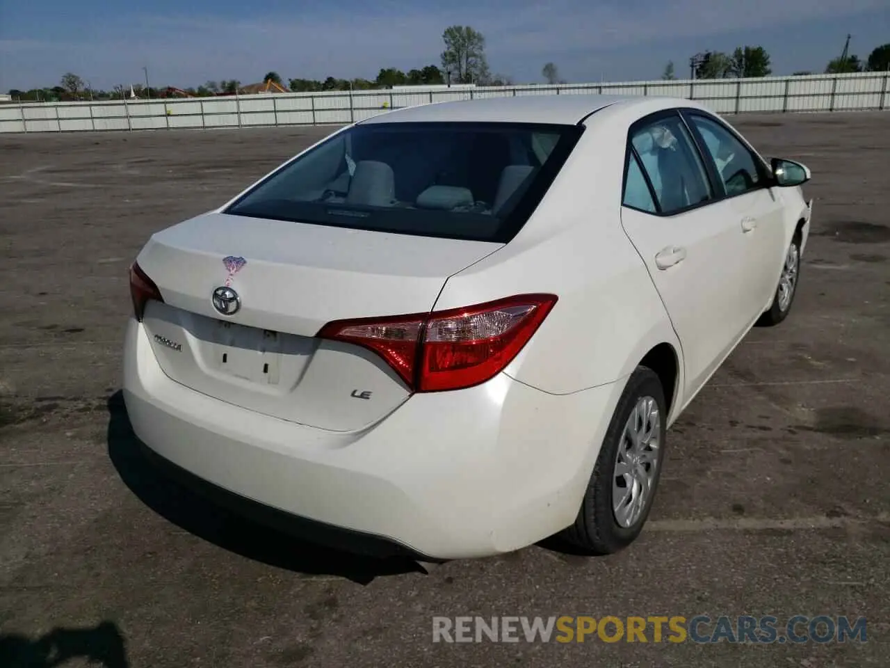 4 Photograph of a damaged car 5YFBURHE0KP919328 TOYOTA COROLLA 2019