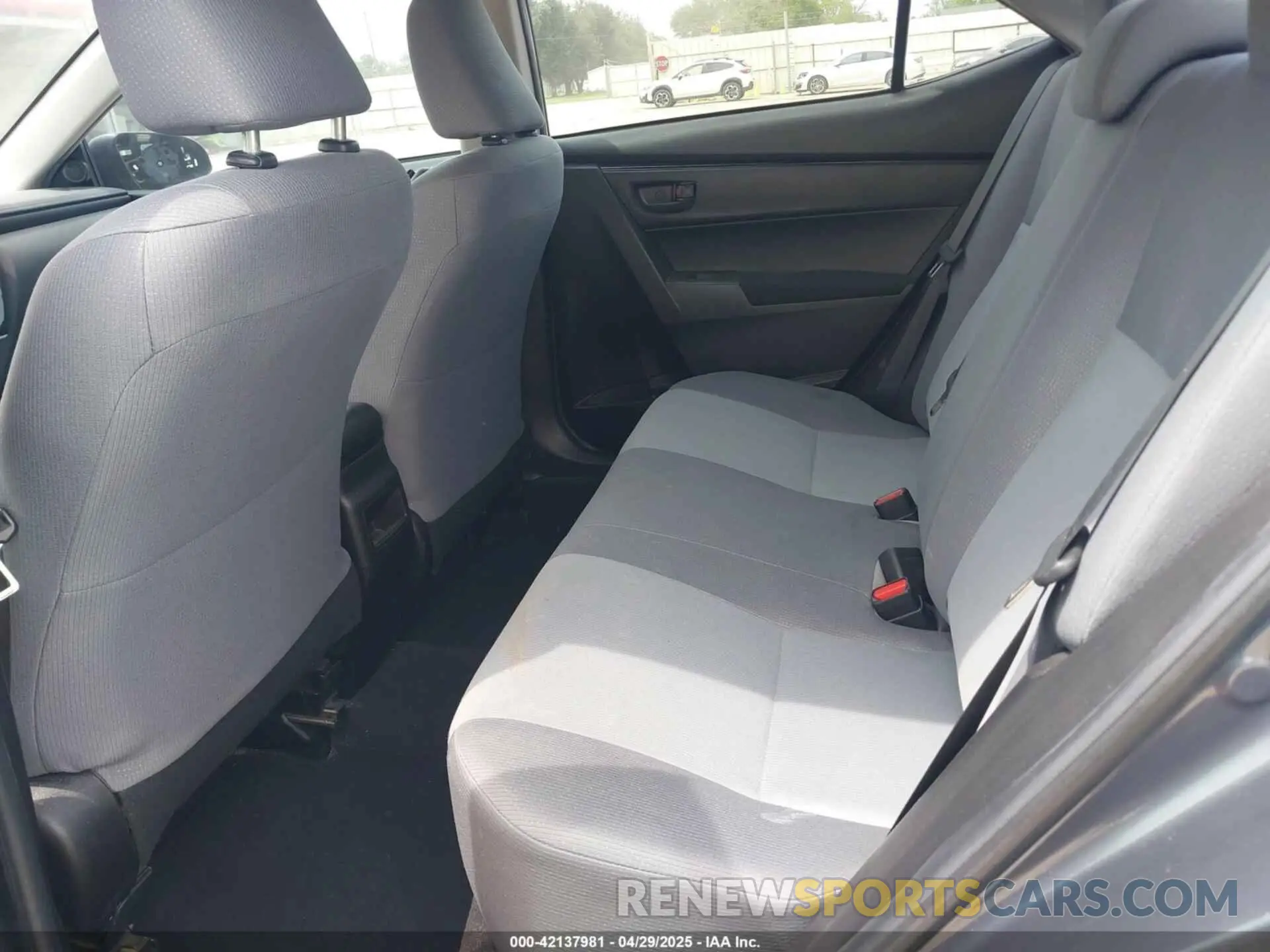 8 Фотография поврежденного автомобиля 5YFBURHE0KP922567 TOYOTA COROLLA 2019