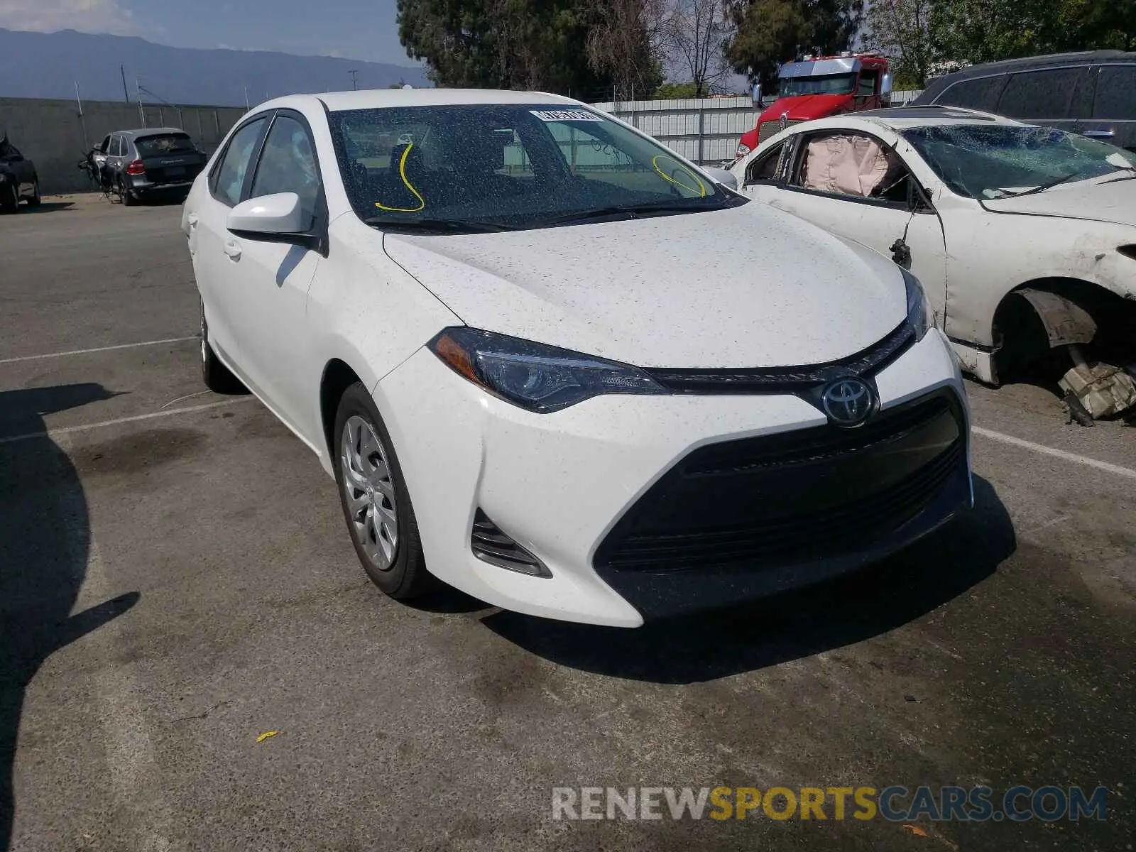 1 Photograph of a damaged car 5YFBURHE0KP928966 TOYOTA COROLLA 2019